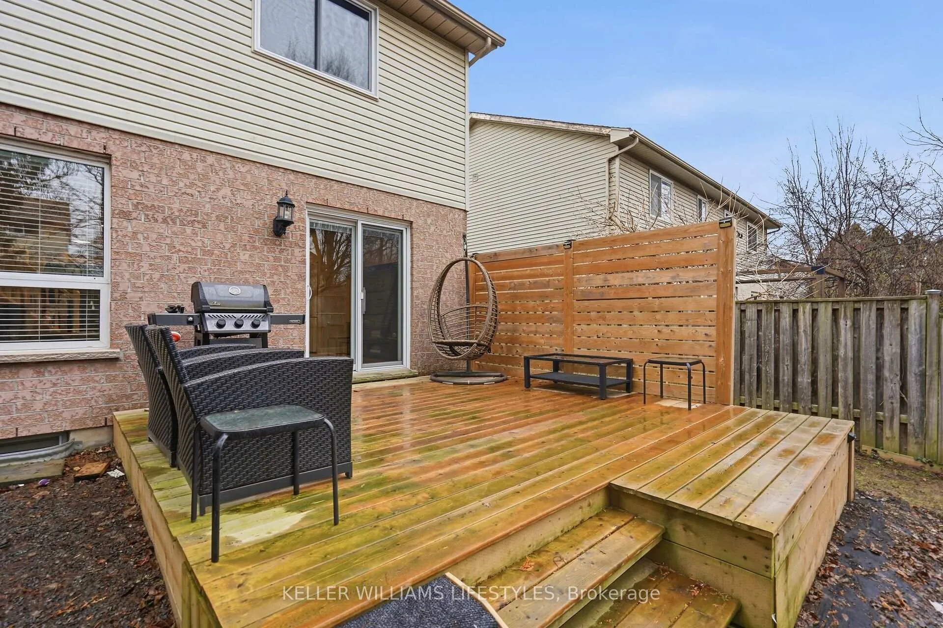 Photo 37 of 22 Tanoak Drive, London, North E — HOMEH