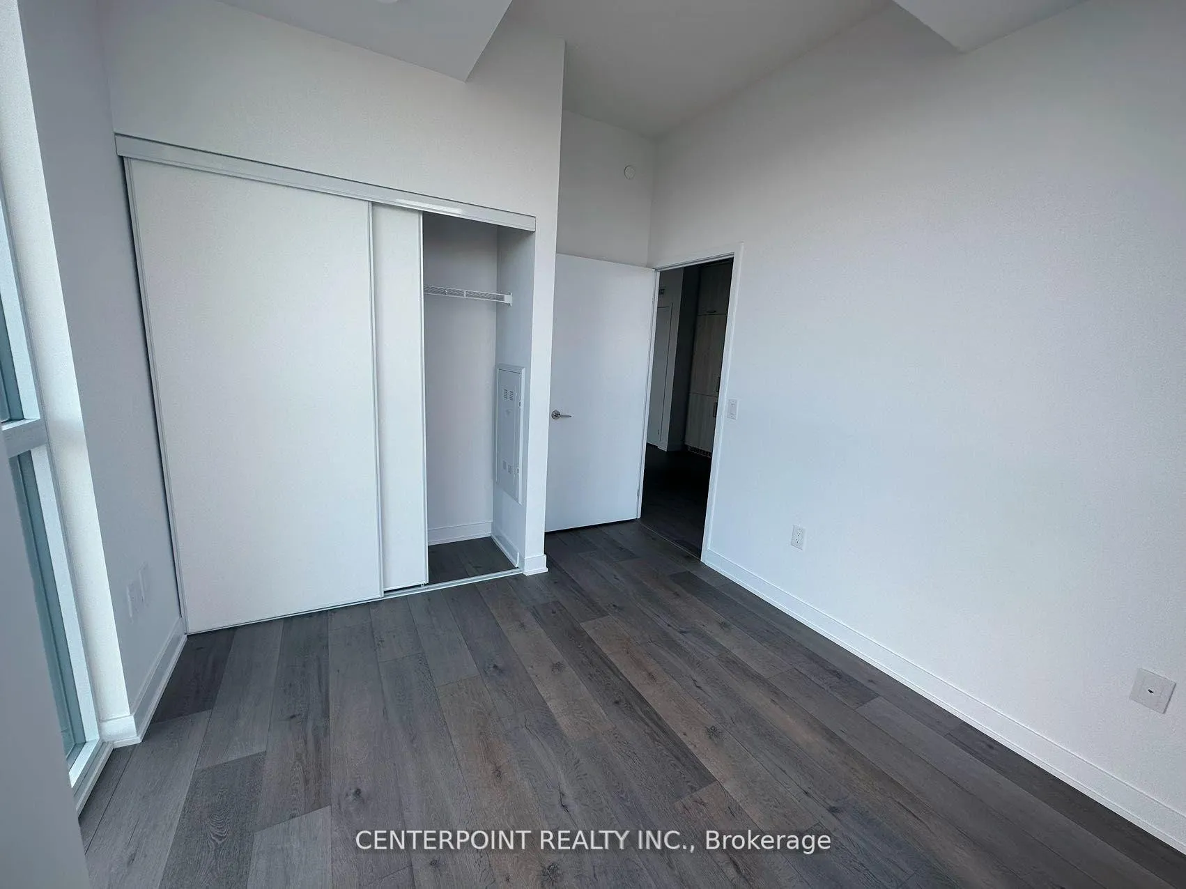 Photo 9 of Unit 919, 60 Honeycrisp Crescent, Vaughan, Vaughan Corporate Centre — HOMEH