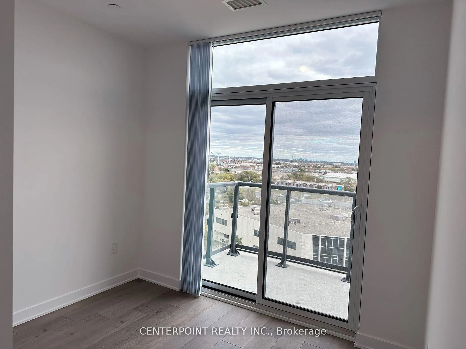 Photo 10 of Unit 919, 60 Honeycrisp Crescent, Vaughan, Vaughan Corporate Centre — HOMEH