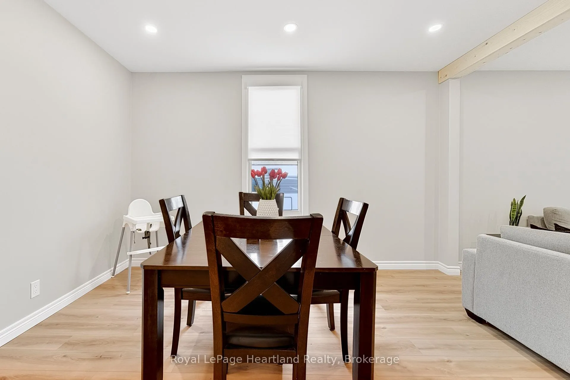 Photo 8 of 160 Richmond Street, Bluewater, Hensall — HOMEH