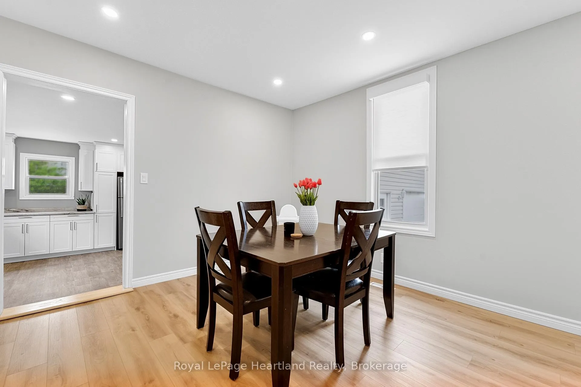 Photo 9 of 160 Richmond Street, Bluewater, Hensall — HOMEH