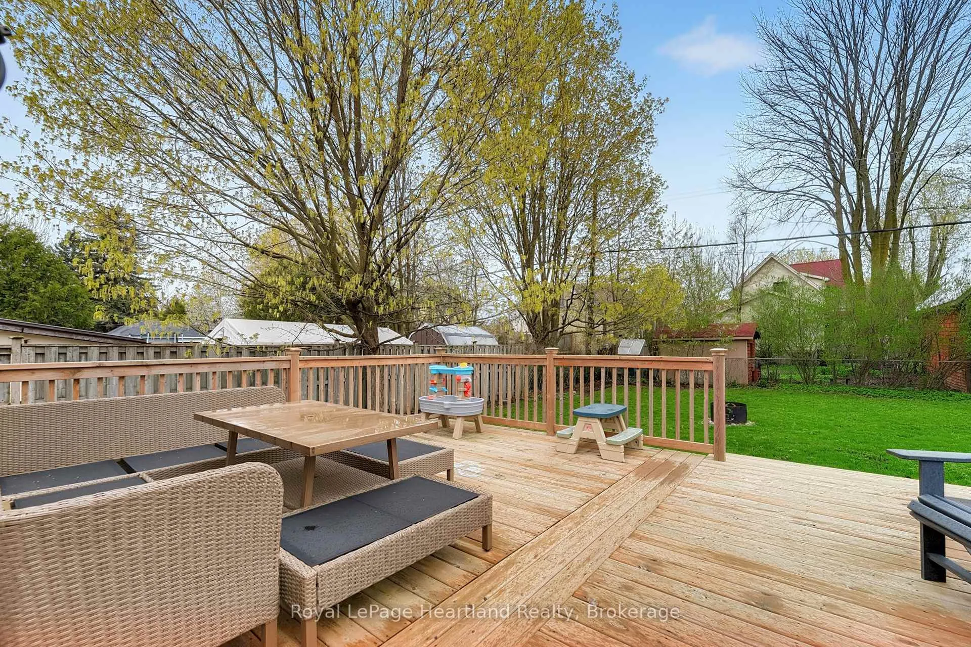 Photo 27 of 160 Richmond Street, Bluewater, Hensall — HOMEH
