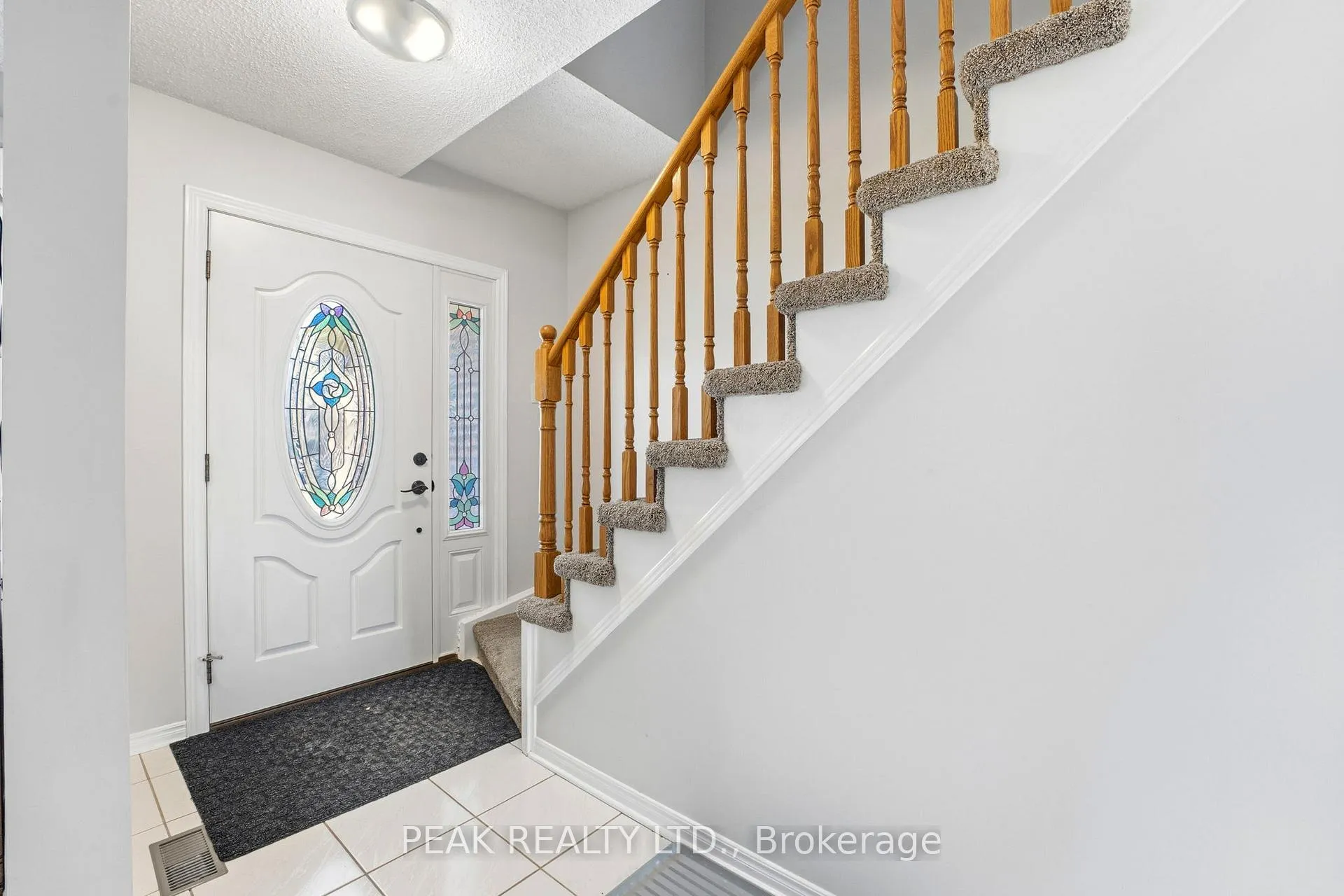 Photo 19 of 21 Garden Crescent, Brant, Paris — HOMEH