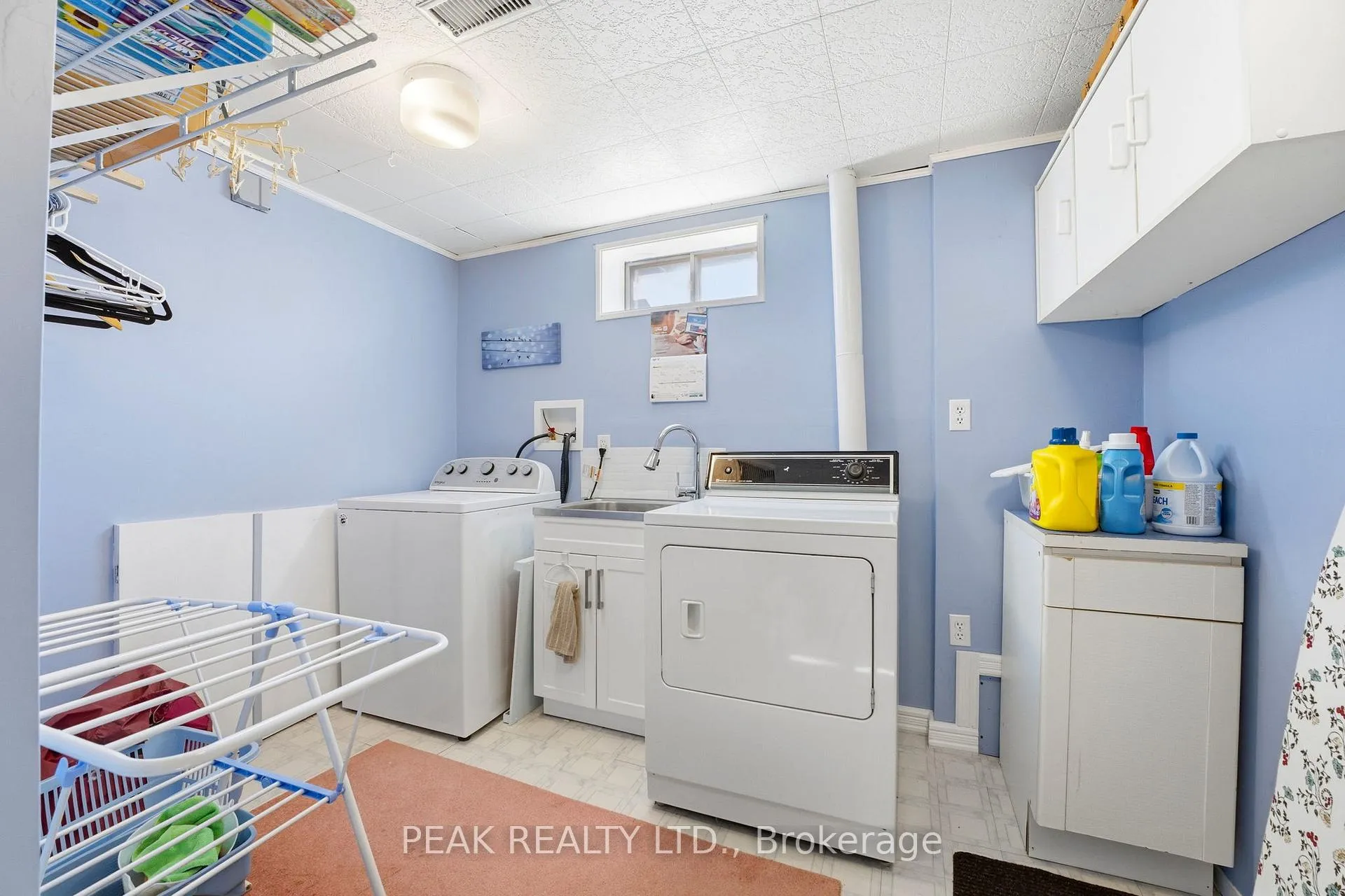Photo 27 of 21 Garden Crescent, Brant, Paris — HOMEH