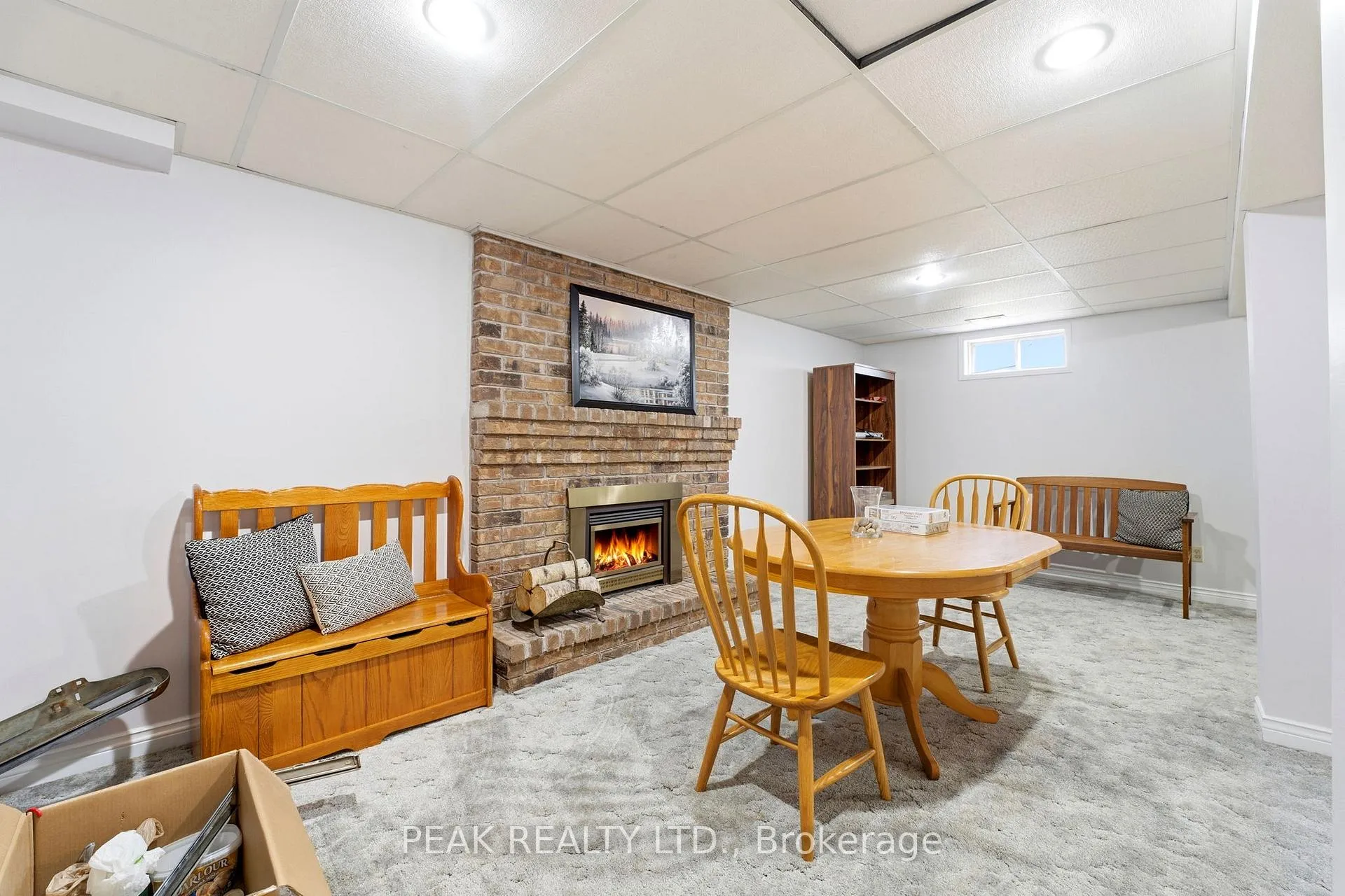 Photo 30 of 21 Garden Crescent, Brant, Paris — HOMEH