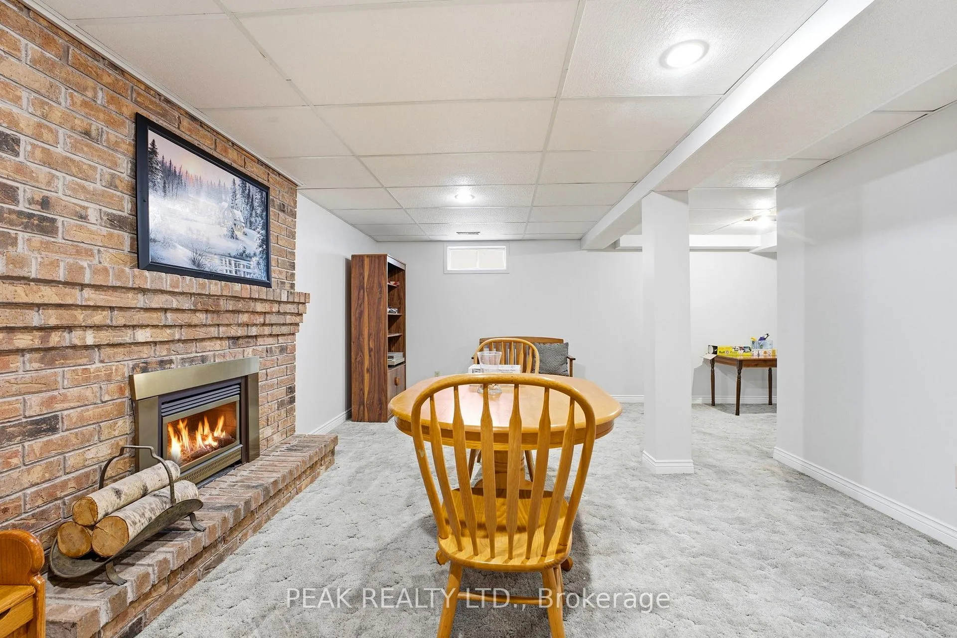 Photo 33 of 21 Garden Crescent, Brant, Paris — HOMEH