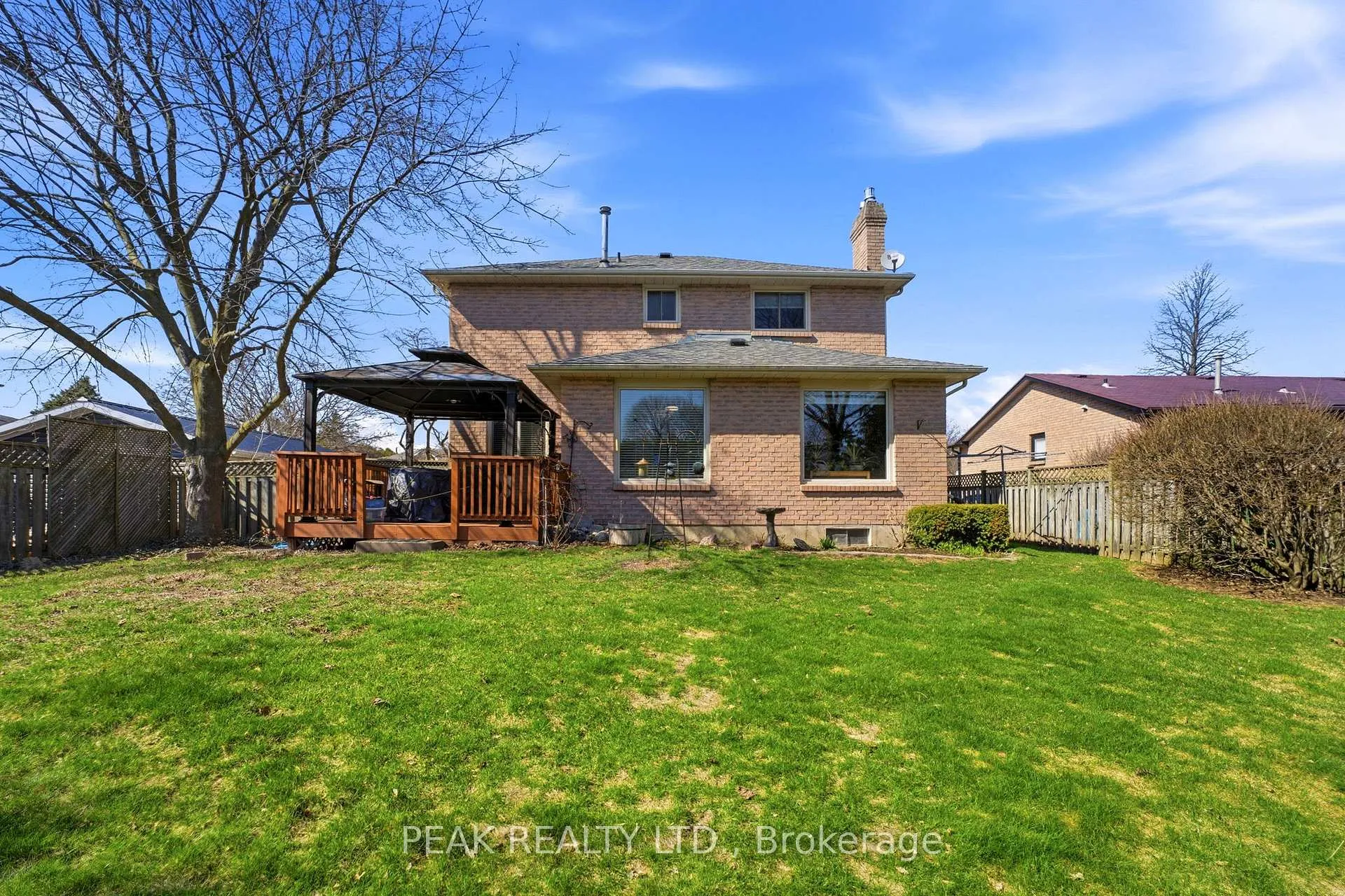 Photo 37 of 21 Garden Crescent, Brant, Paris — HOMEH