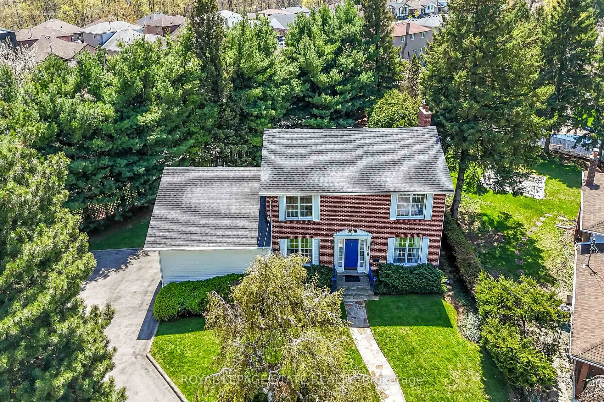 Photo 2 of 126 Forest Hill Crescent, Hamilton, Red Hill — HOMEH