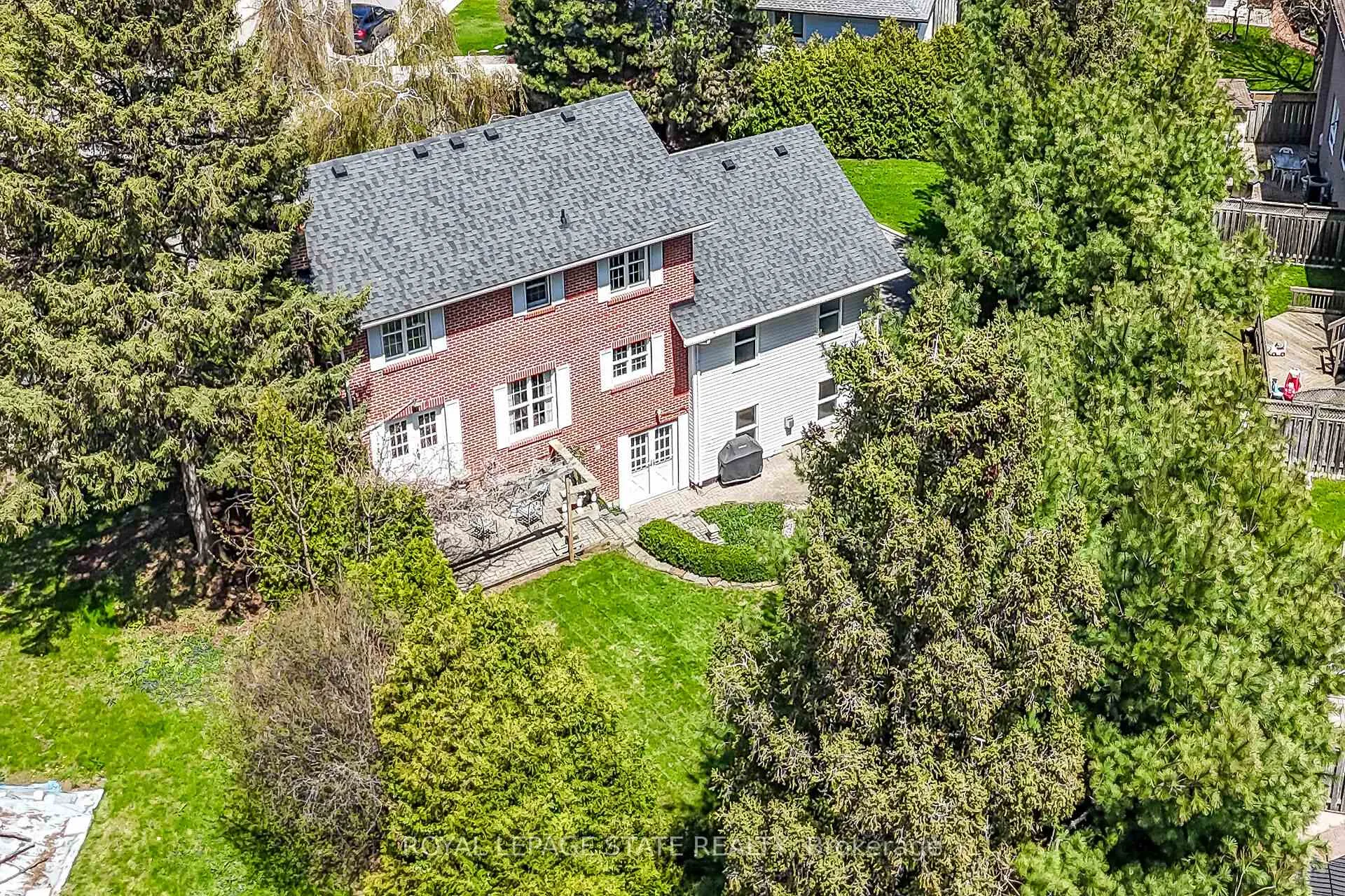 Photo 7 of 126 Forest Hill Crescent, Hamilton, Red Hill — HOMEH