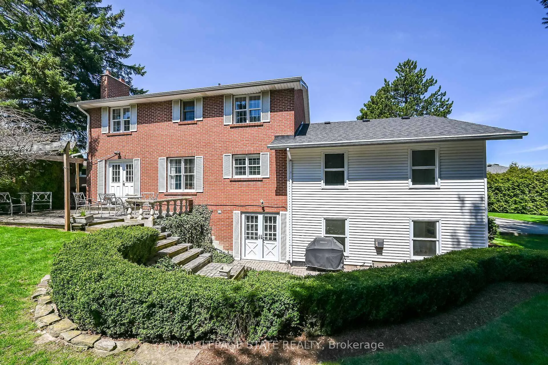 Photo 8 of 126 Forest Hill Crescent, Hamilton, Red Hill — HOMEH