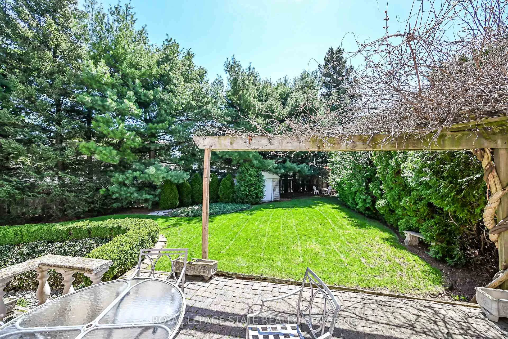 Photo 11 of 126 Forest Hill Crescent, Hamilton, Red Hill — HOMEH
