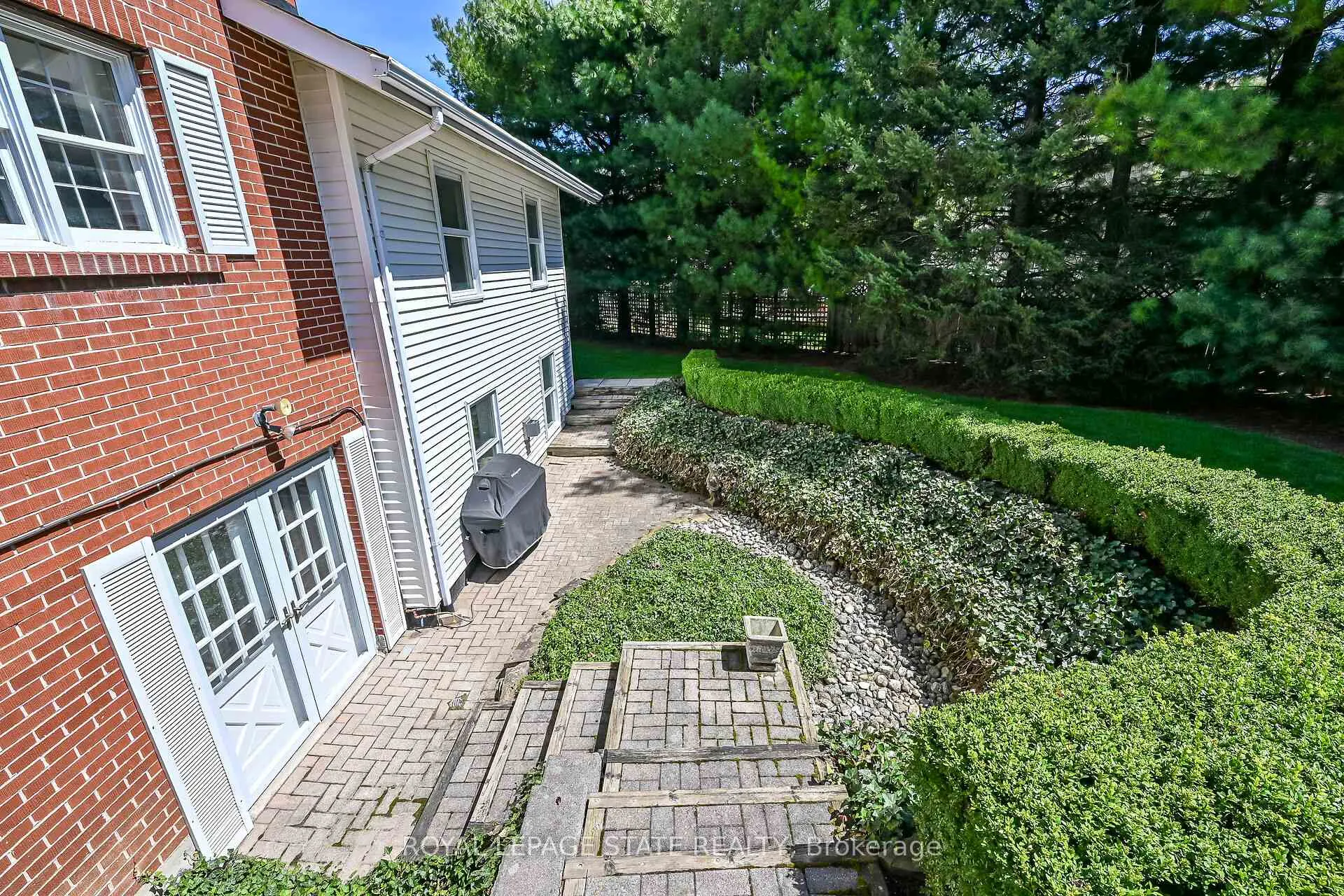 Photo 13 of 126 Forest Hill Crescent, Hamilton, Red Hill — HOMEH