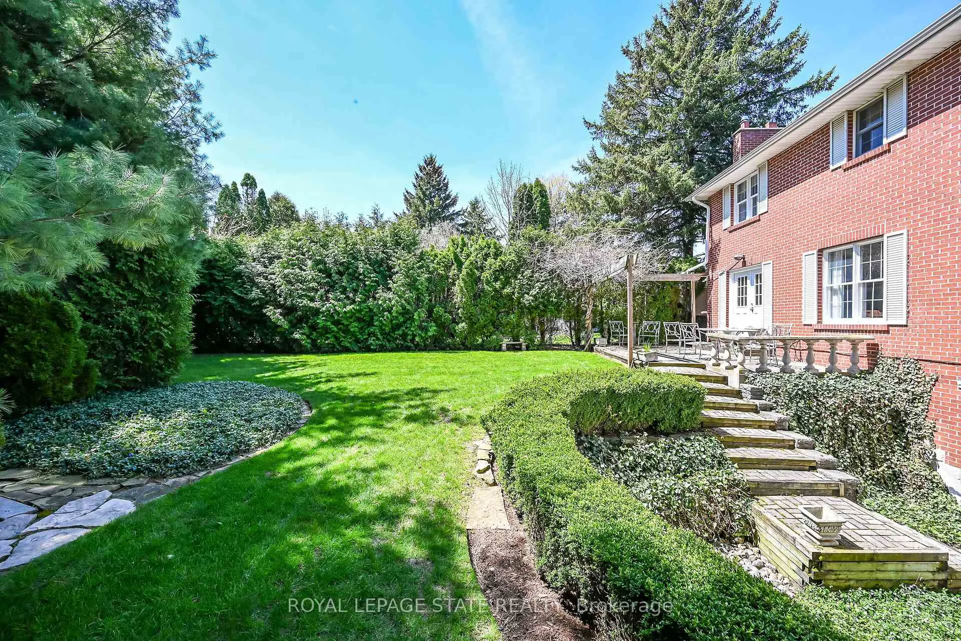 Photo 14 of 126 Forest Hill Crescent, Hamilton, Red Hill — HOMEH