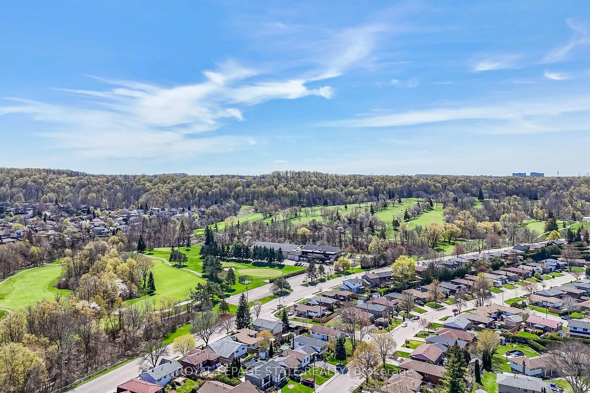 Photo 19 of 126 Forest Hill Crescent, Hamilton, Red Hill — HOMEH