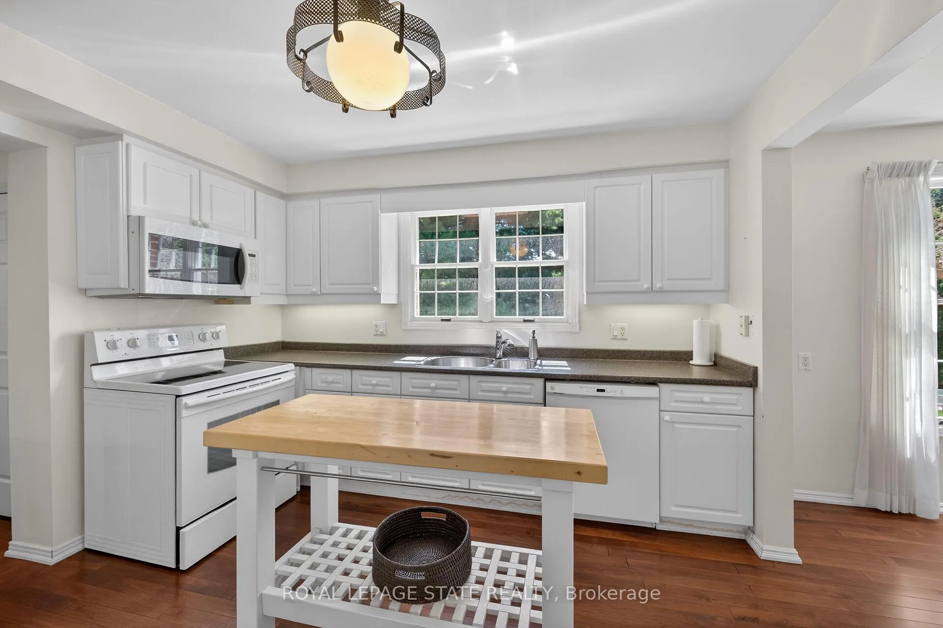 Photo 27 of 126 Forest Hill Crescent, Hamilton, Red Hill — HOMEH