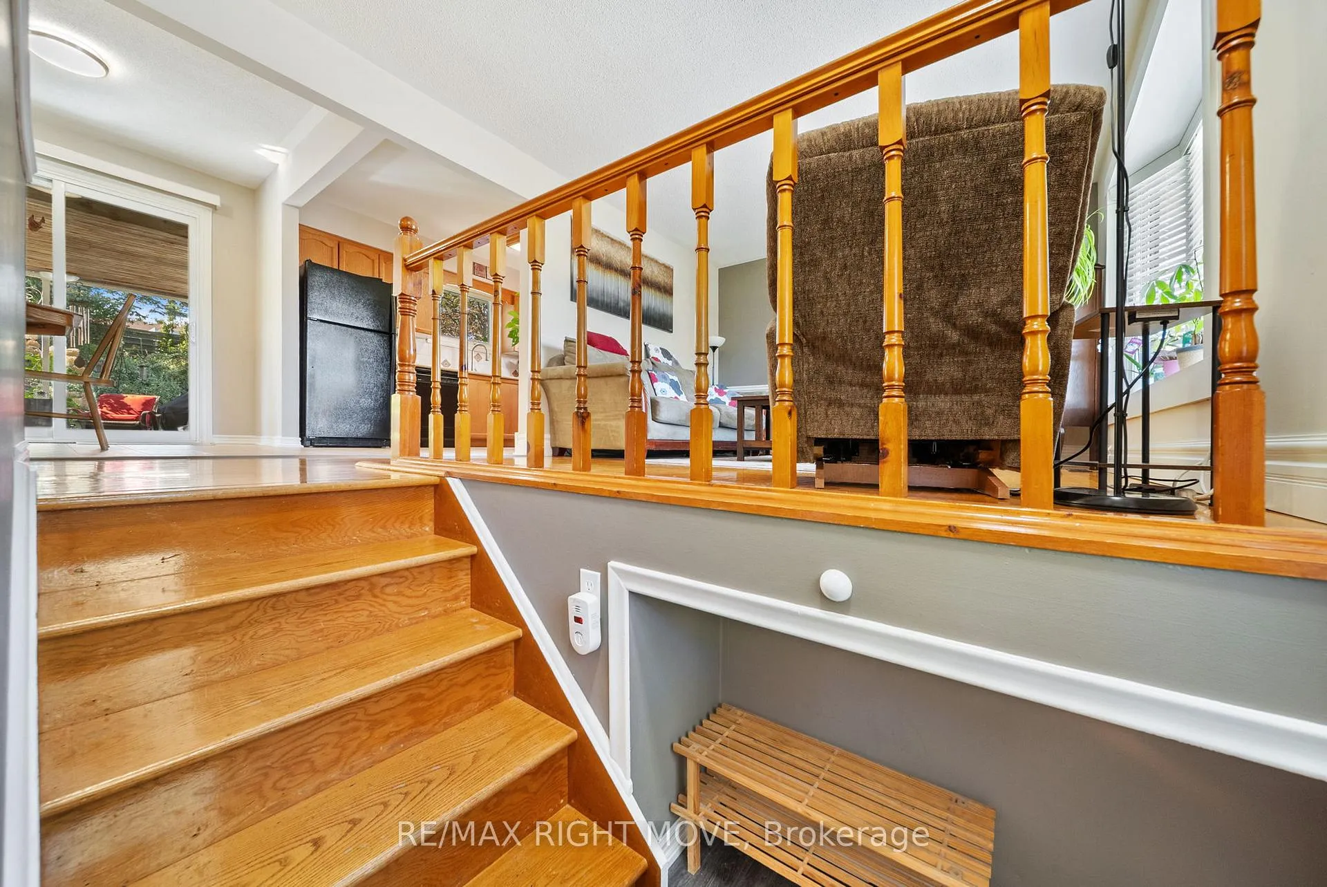 Photo 5 of 68 Quinn Avenue, Orillia — HOMEH