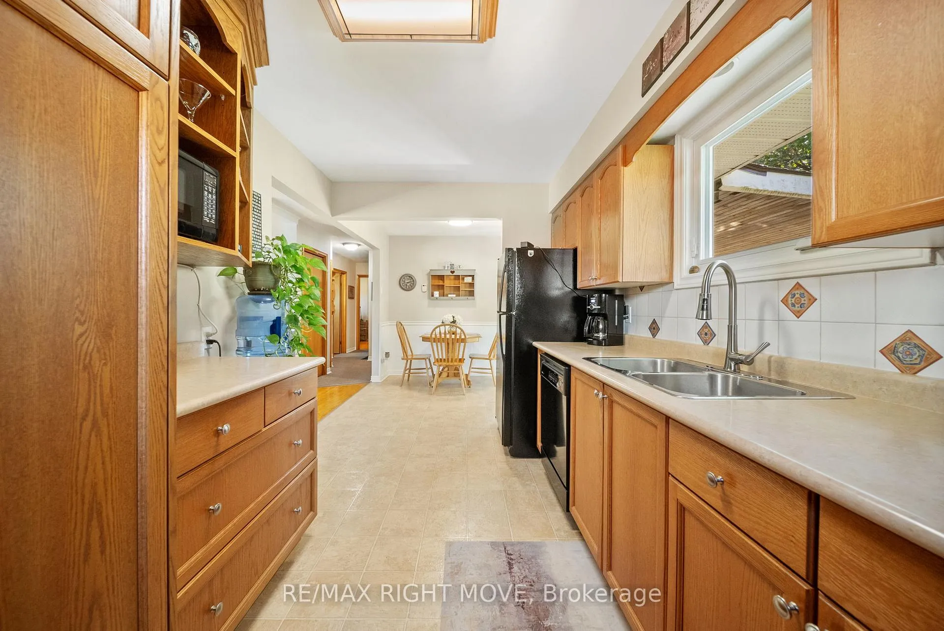 Photo 14 of 68 Quinn Avenue, Orillia — HOMEH