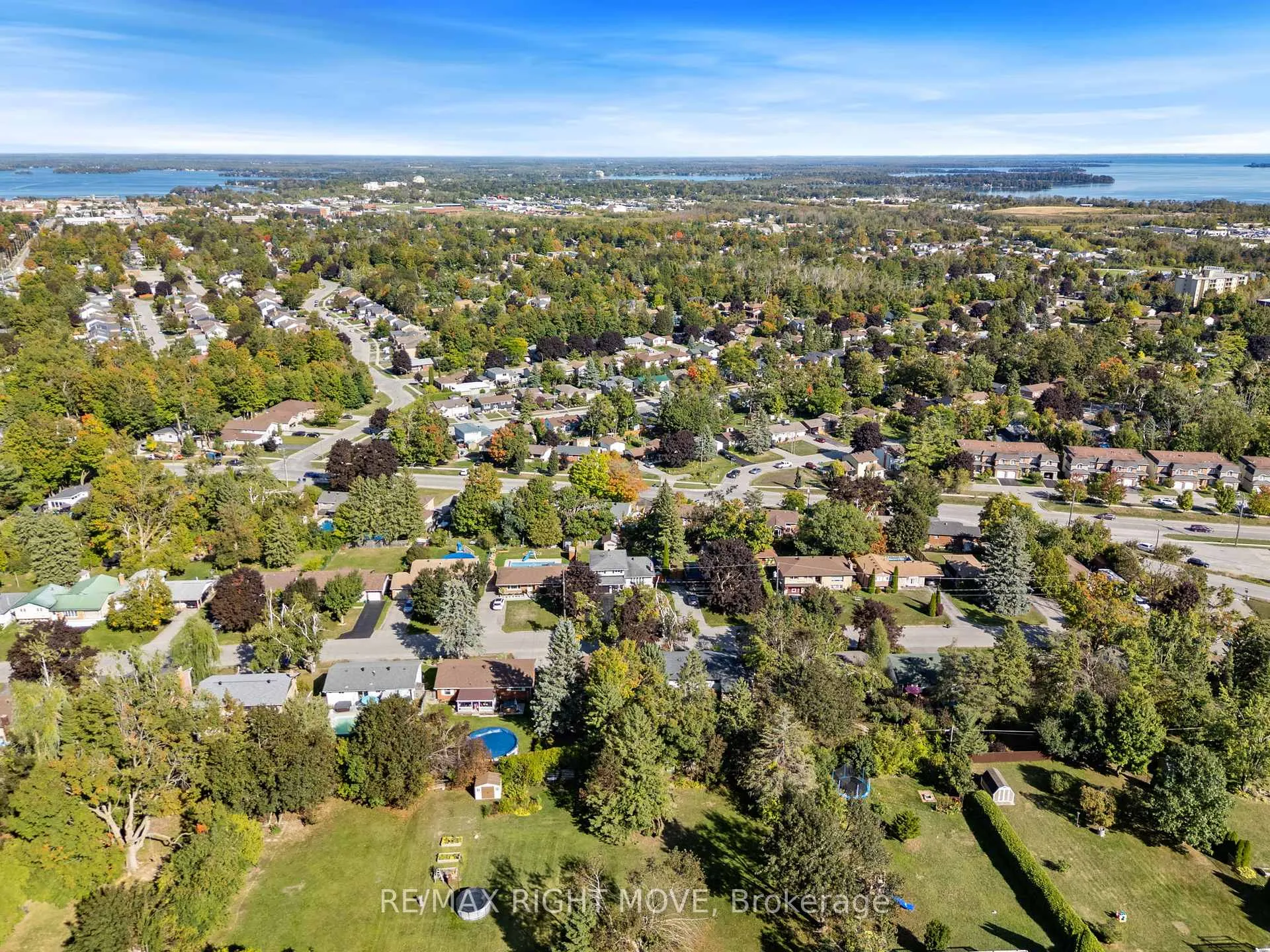 Photo 37 of 68 Quinn Avenue, Orillia — HOMEH