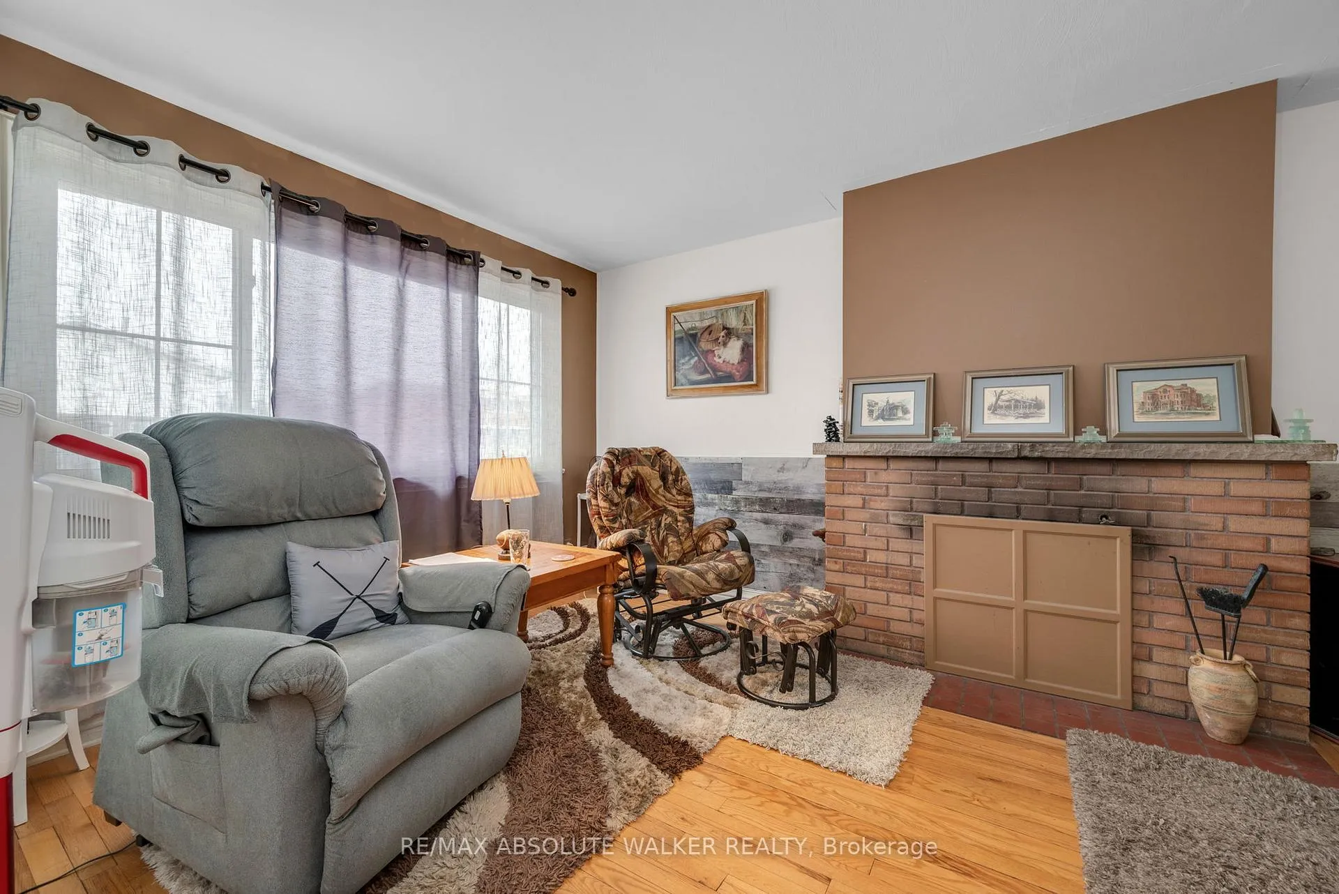 Photo 5 of 144 Viewmount Drive, Ottawa, Meadowlands/Crestview — HOMEH
