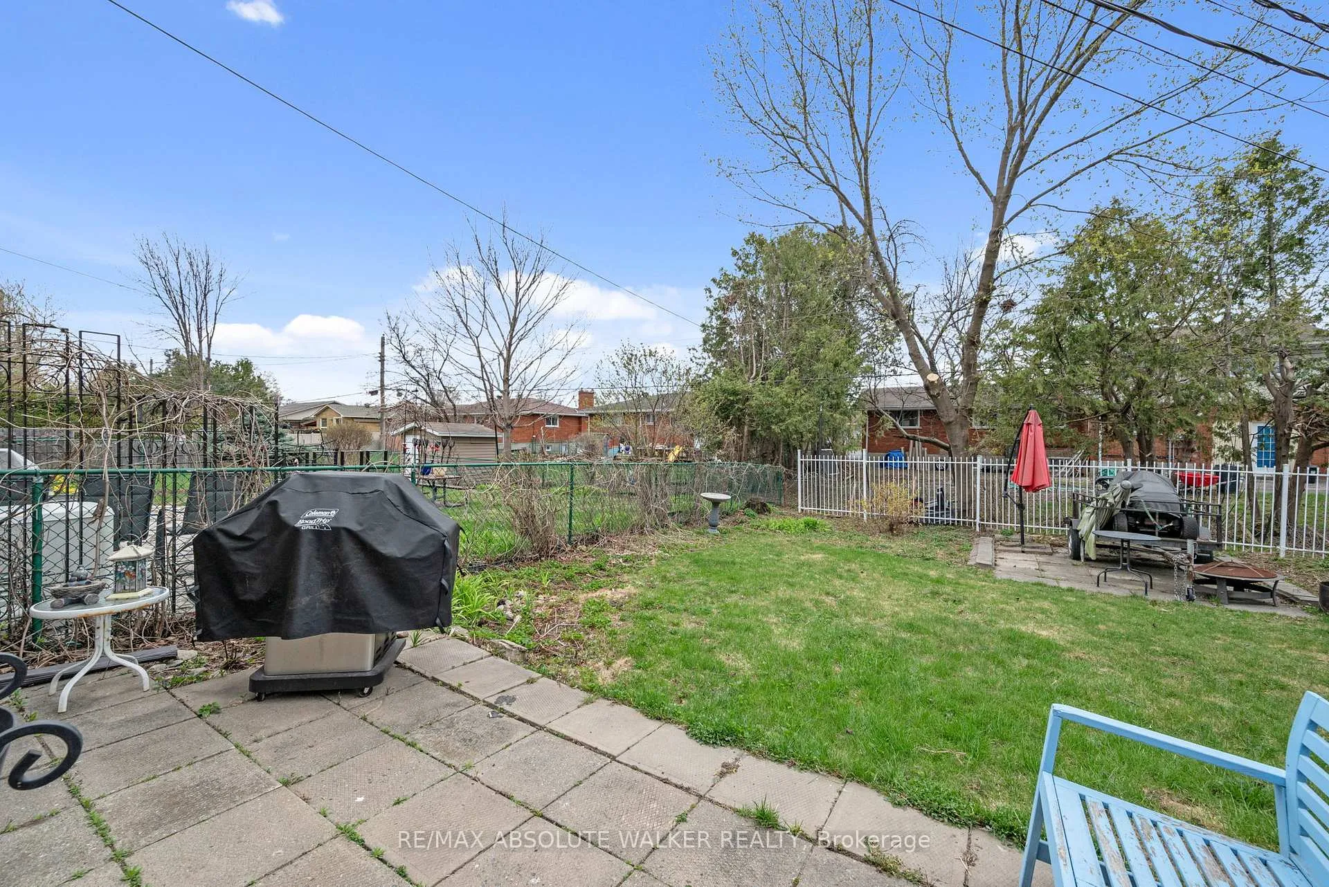 Photo 17 of 144 Viewmount Drive, Ottawa, Meadowlands/Crestview — HOMEH
