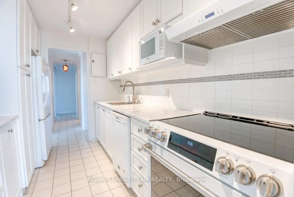 Photo 9 of Unit 2201, 1025 Richmond Road, Ottawa, Woodroffe — HOMEH