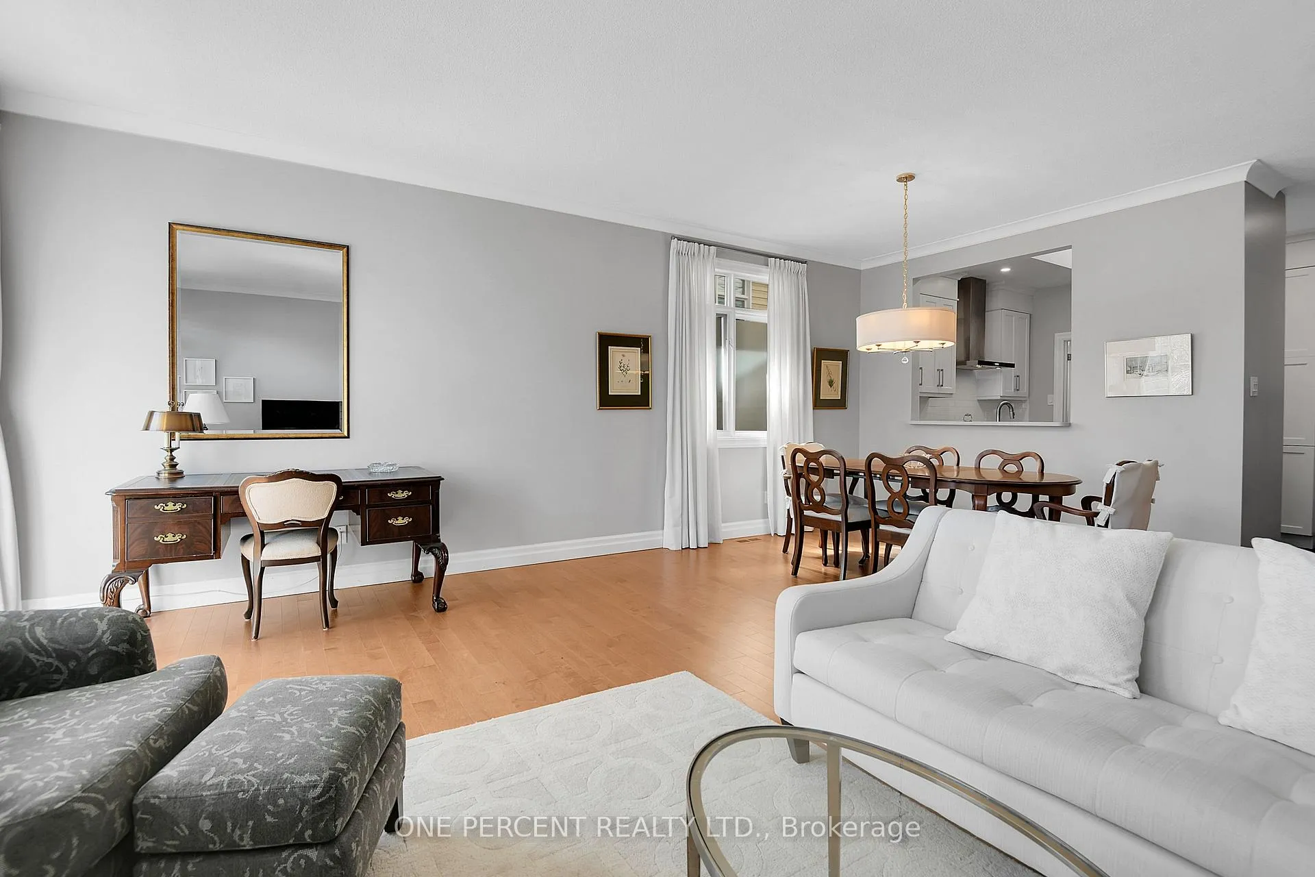 Photo 10 of Unit 15, 1240 Kilborn Place, Ottawa, Alta Vista — HOMEH