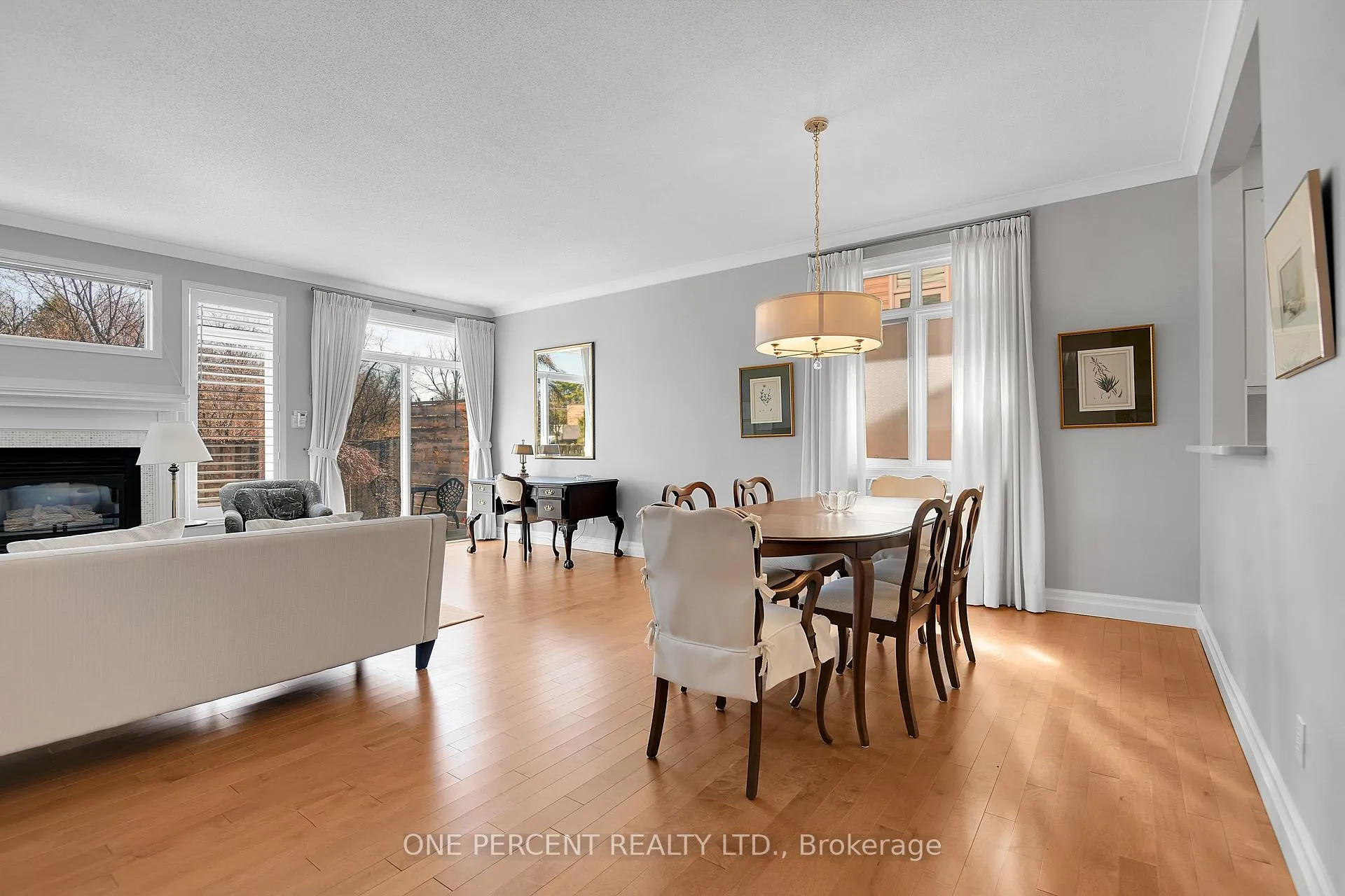 Photo 12 of Unit 15, 1240 Kilborn Place, Ottawa, Alta Vista — HOMEH