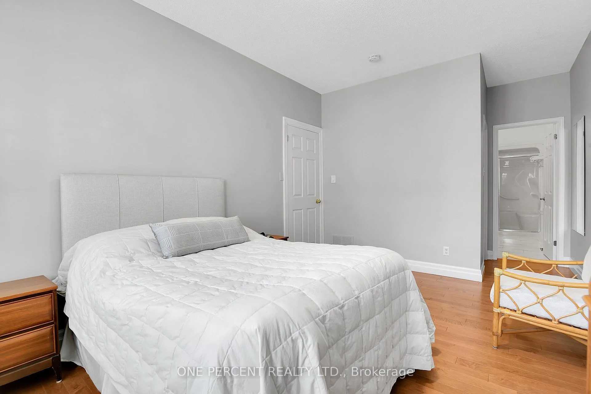 Photo 20 of Unit 15, 1240 Kilborn Place, Ottawa, Alta Vista — HOMEH