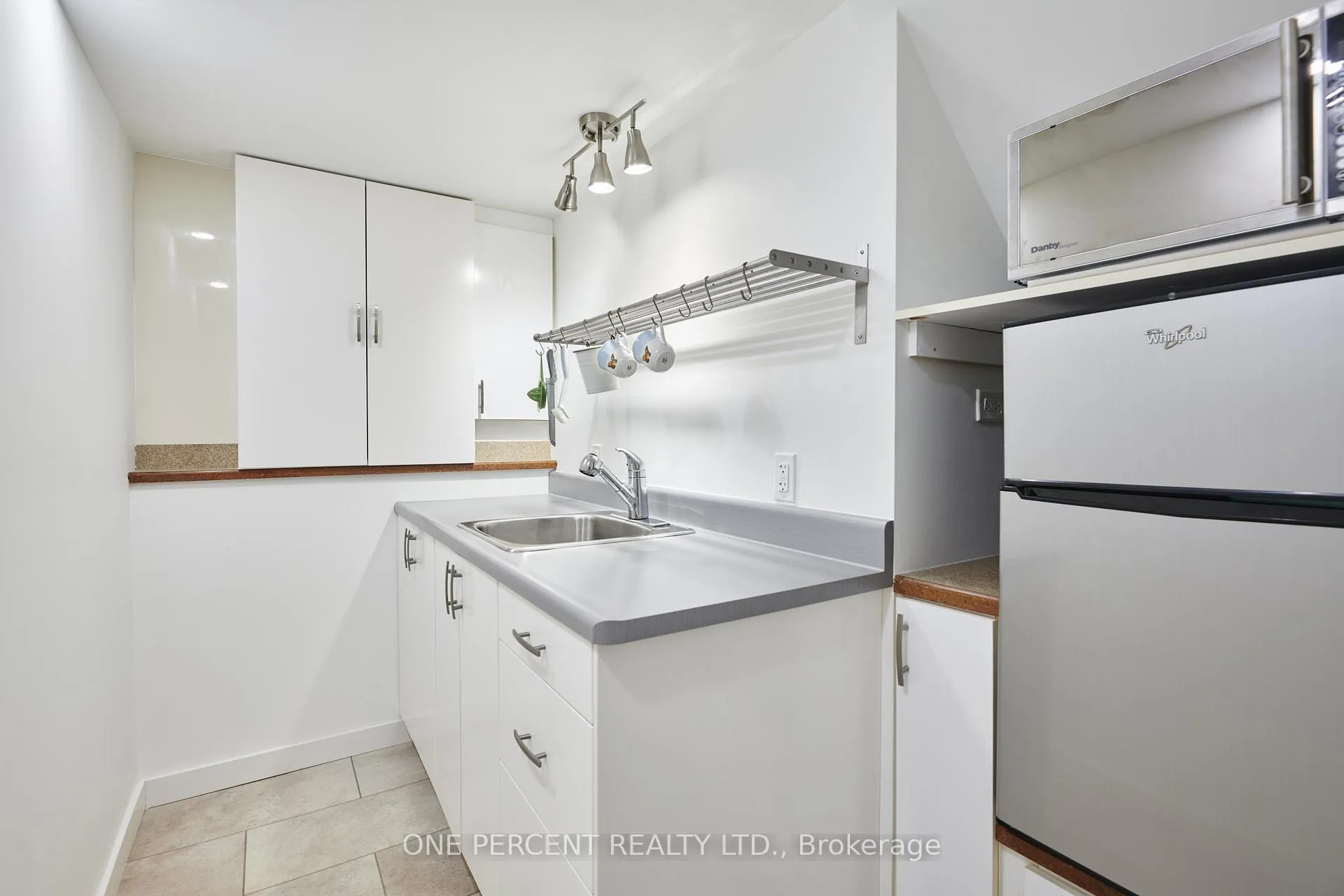Photo 30 of Unit 15, 1240 Kilborn Place, Ottawa, Alta Vista — HOMEH