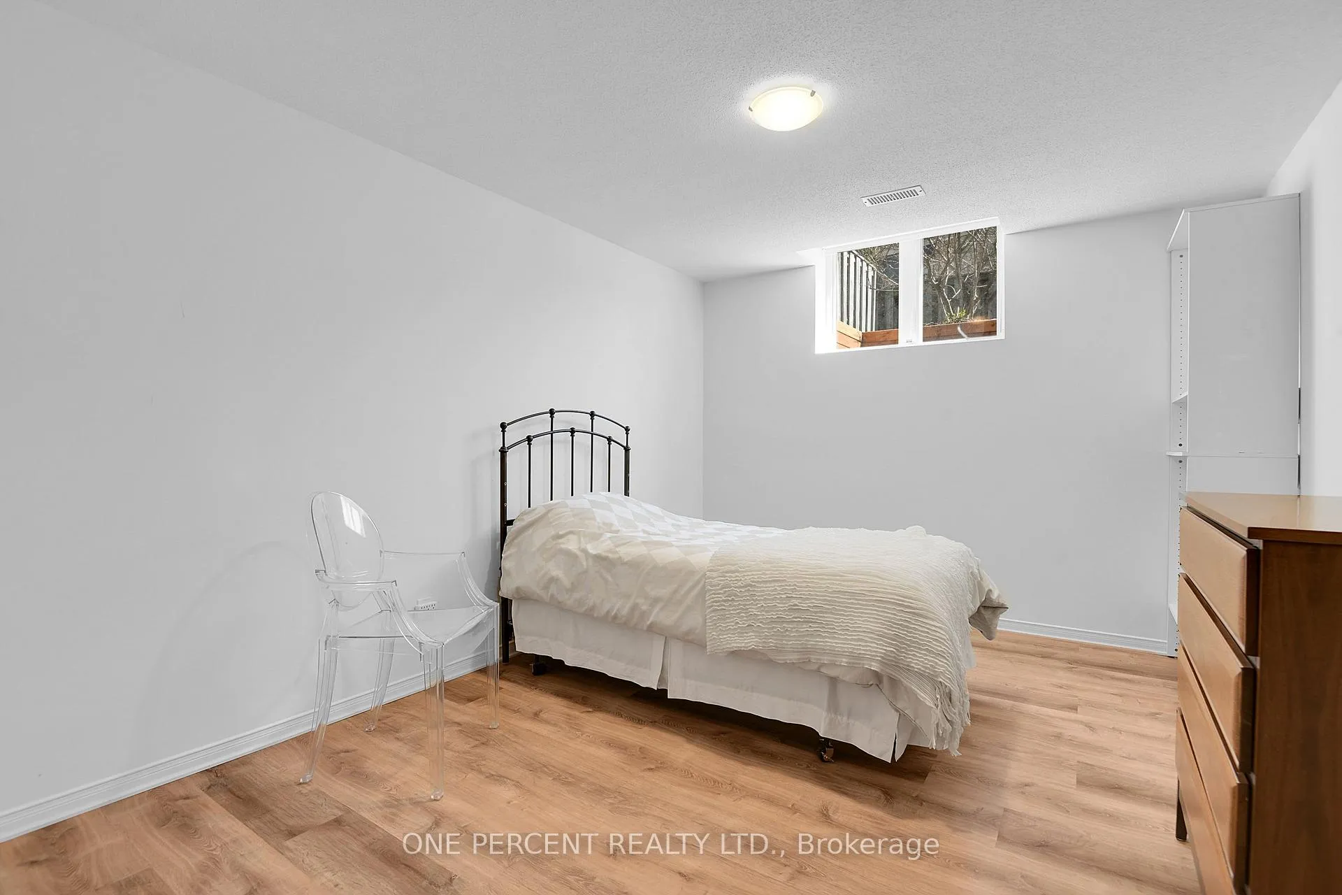 Photo 31 of Unit 15, 1240 Kilborn Place, Ottawa, Alta Vista — HOMEH