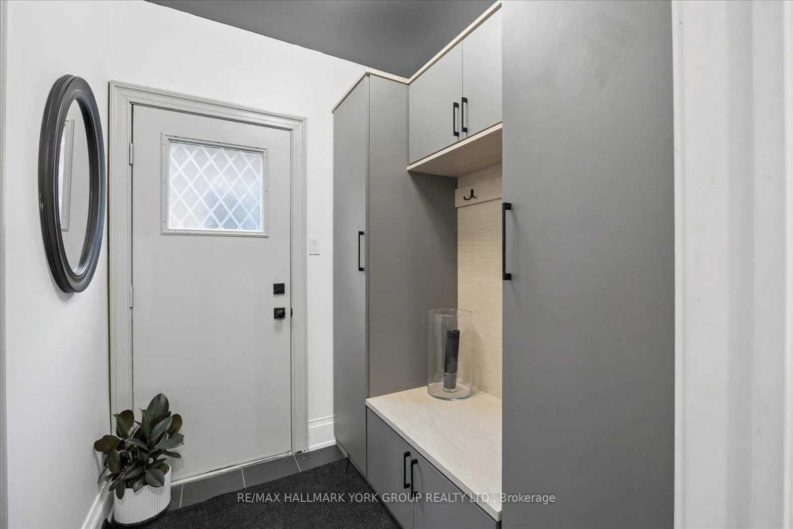 Photo 21 of 123 Brookeview Drive, Aurora, Aurora Highlands — HOMEH