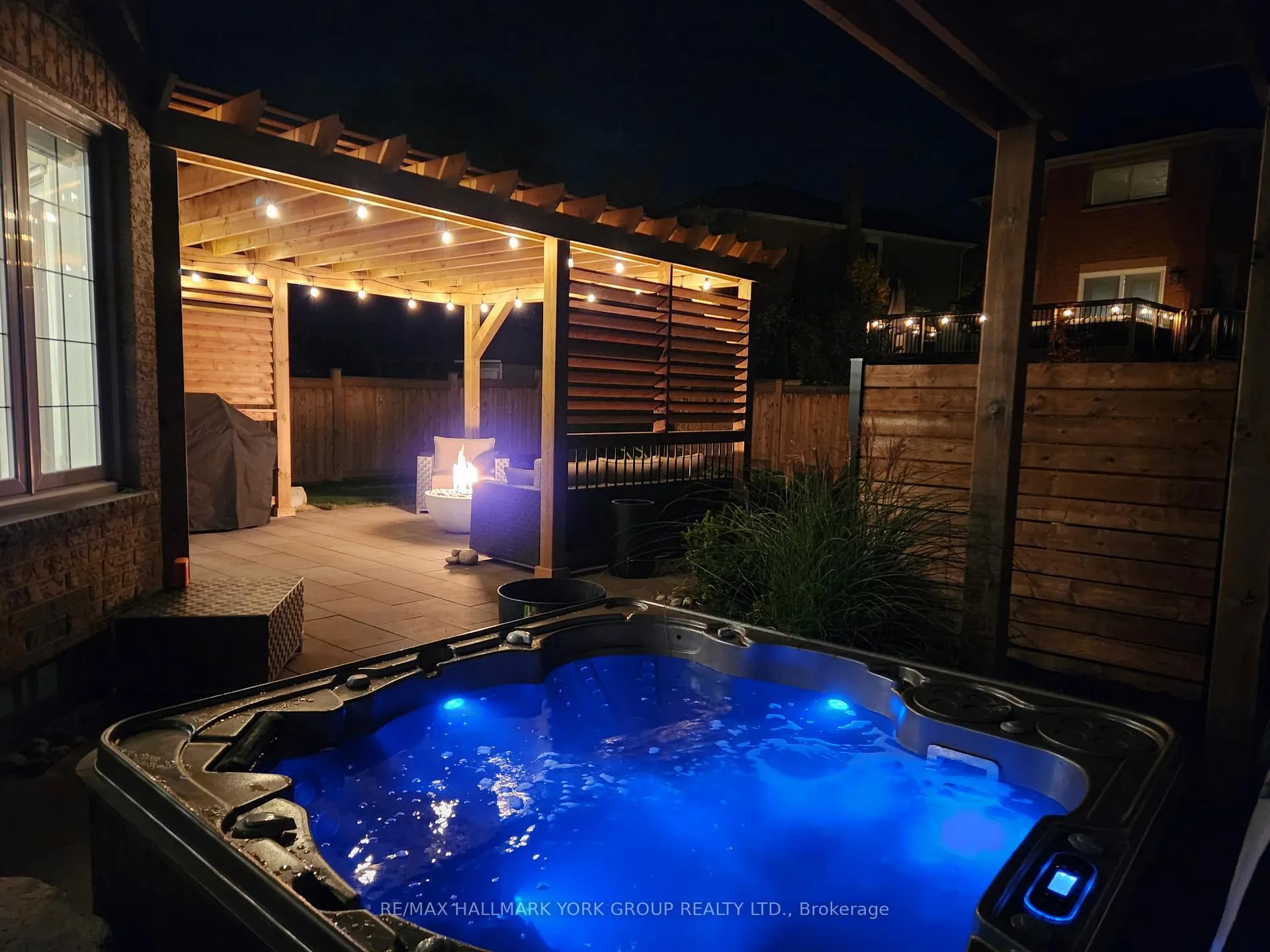 Photo 49 of 123 Brookeview Drive, Aurora, Aurora Highlands — HOMEH