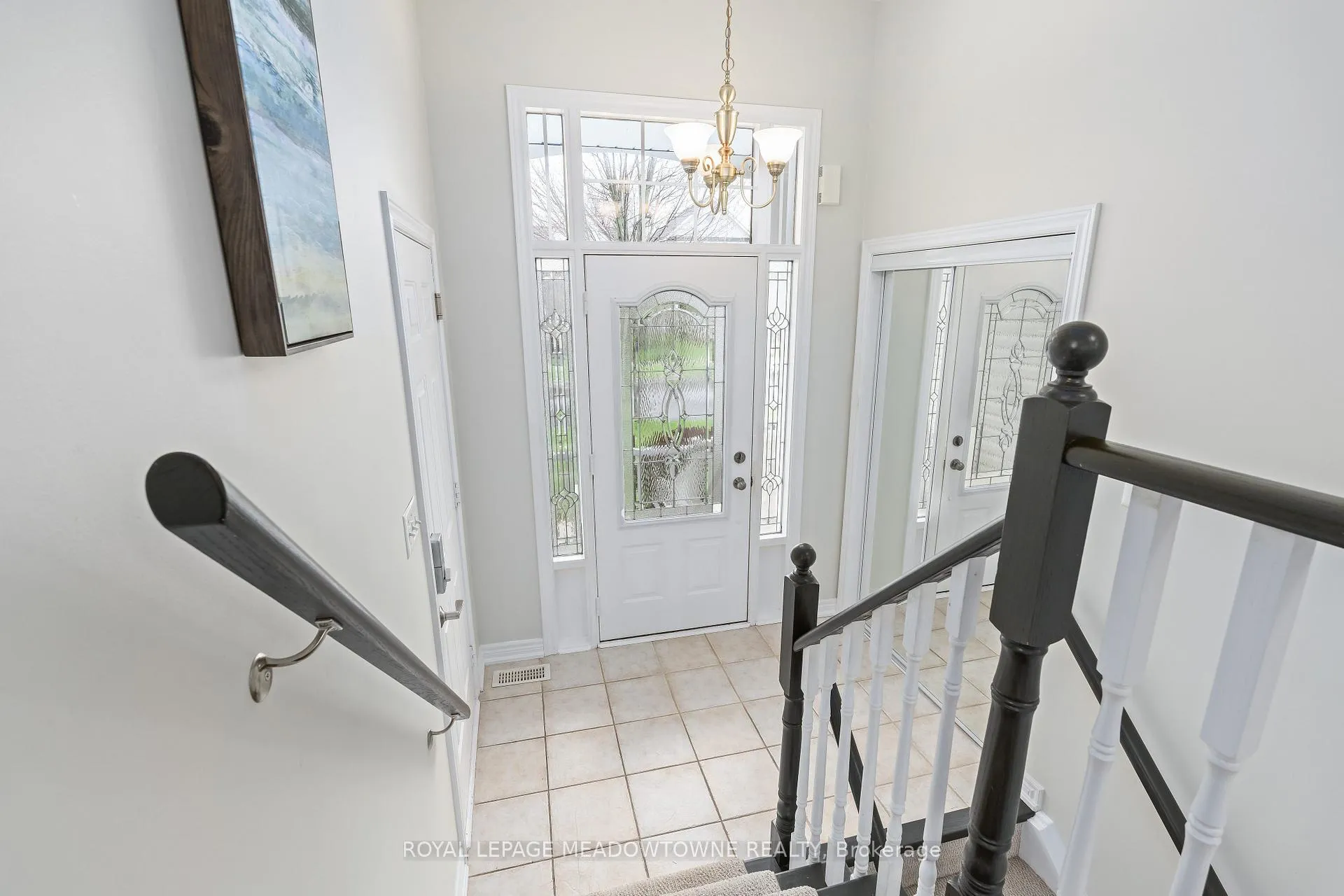 Photo 6 of 8 Bonnette Street, Halton Hills, Acton — HOMEH
