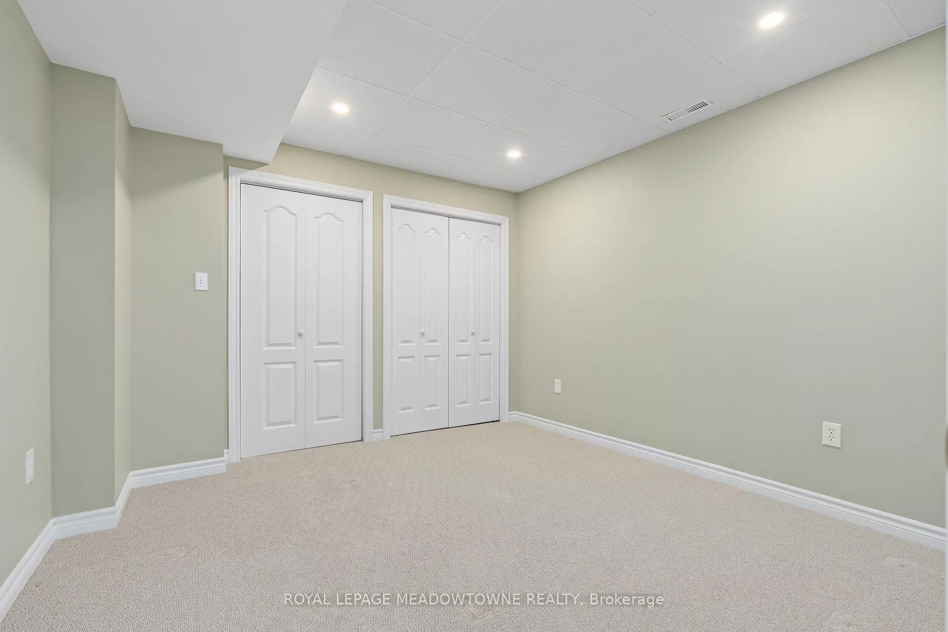 Photo 30 of 8 Bonnette Street, Halton Hills, Acton — HOMEH