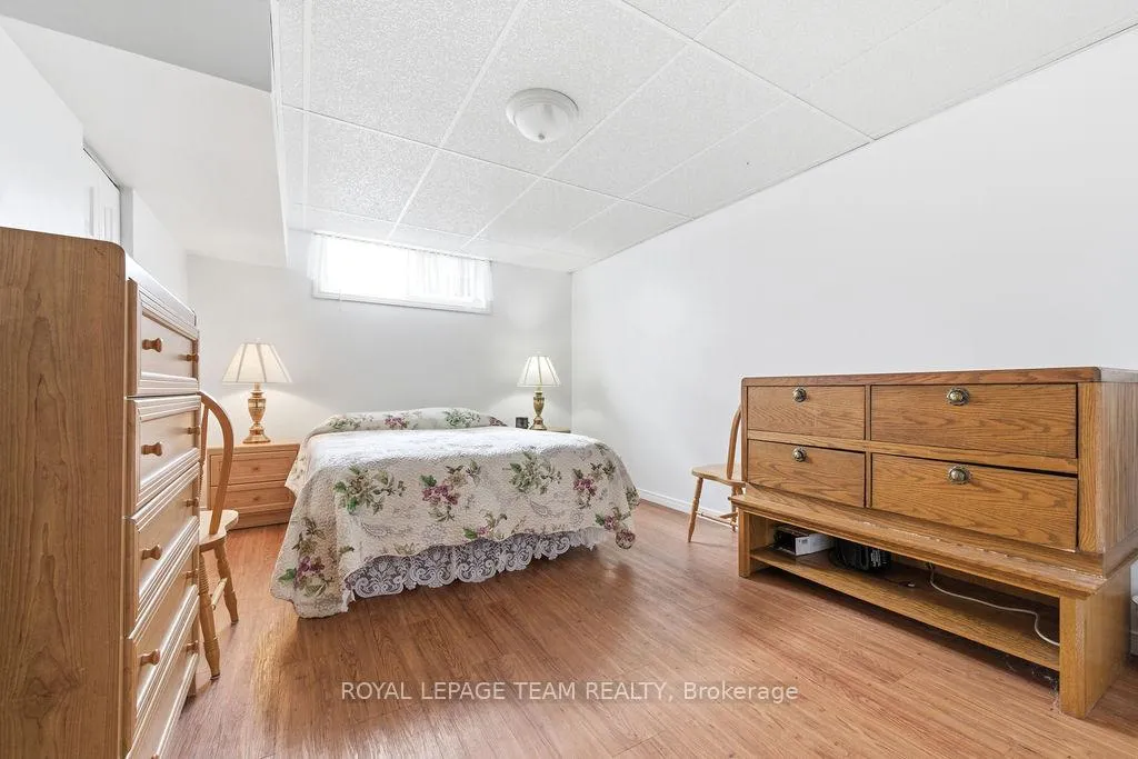 Photo 30 of 205 Renfrew Avenue W, Renfrew — HOMEH