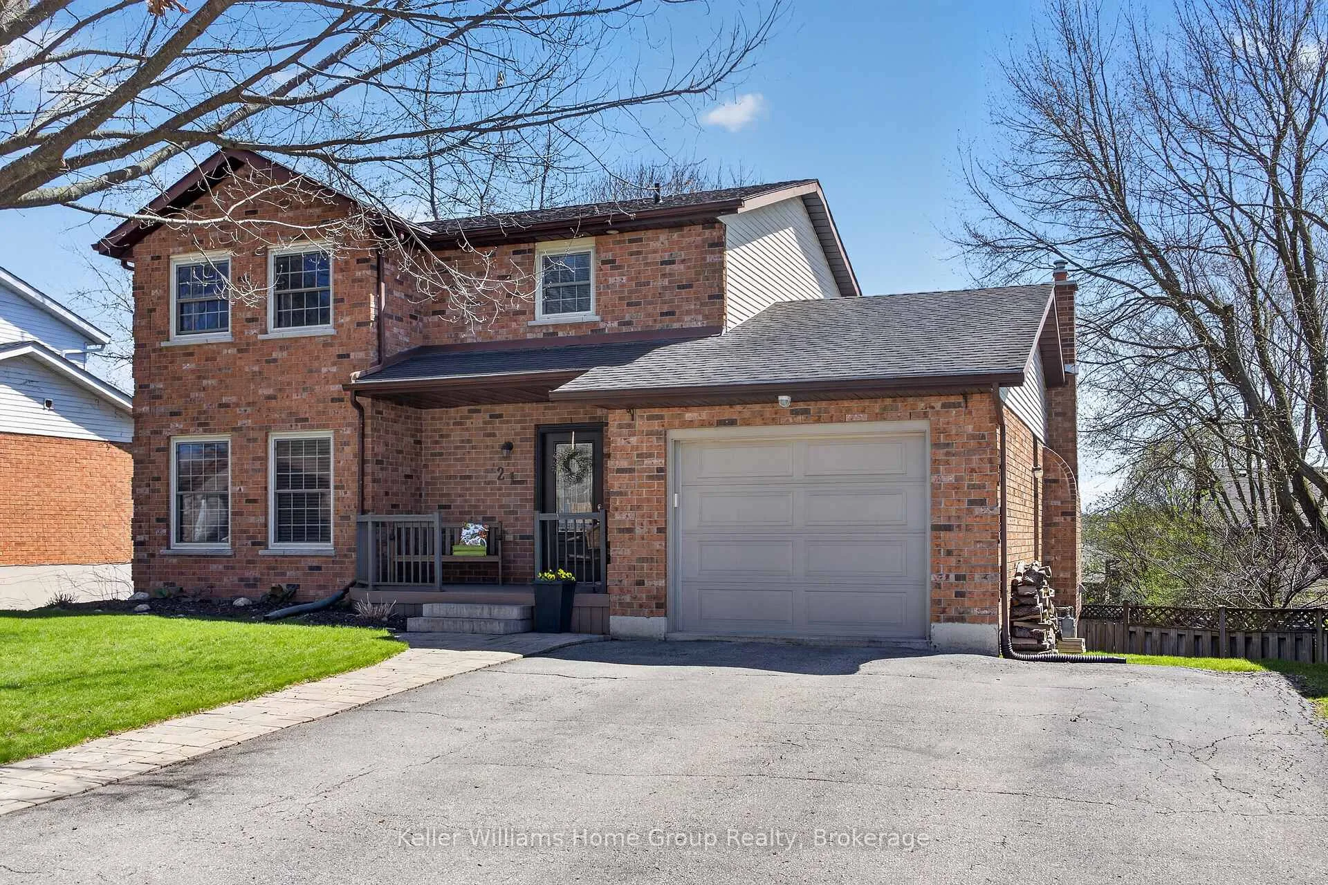 Photo 2 of 21 Brazolot Drive, Guelph, Kortright West — HOMEH