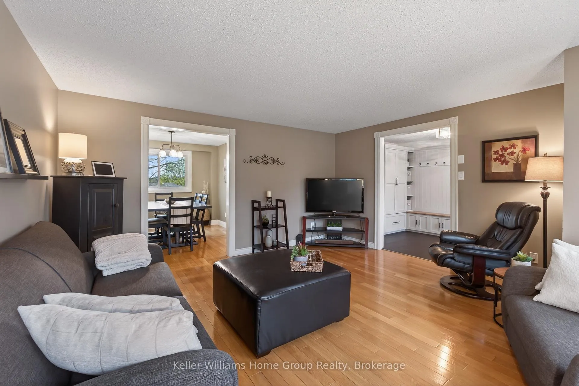 Photo 9 of 21 Brazolot Drive, Guelph, Kortright West — HOMEH
