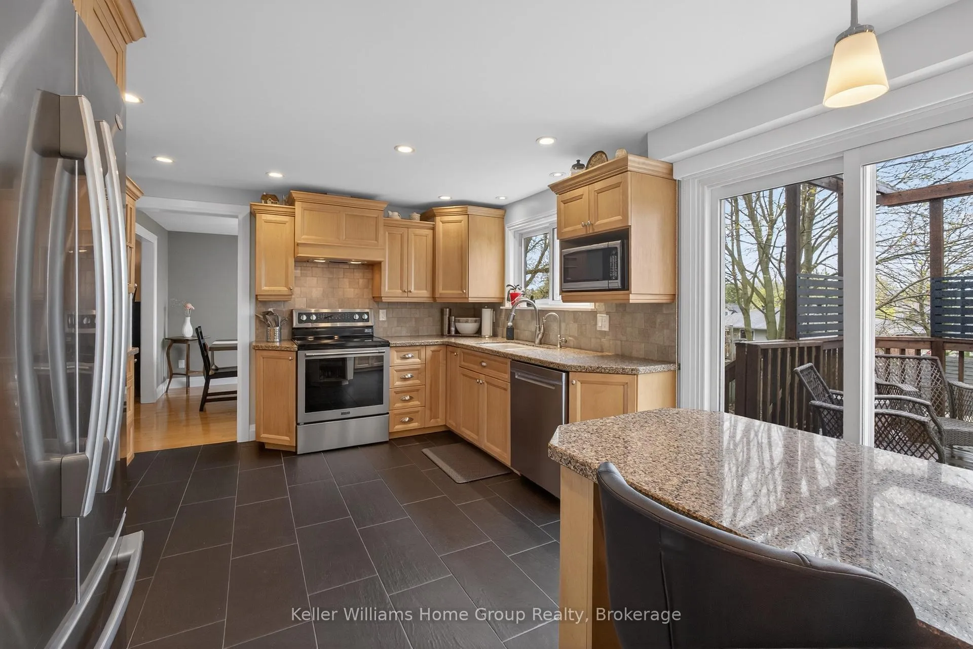 Photo 16 of 21 Brazolot Drive, Guelph, Kortright West — HOMEH