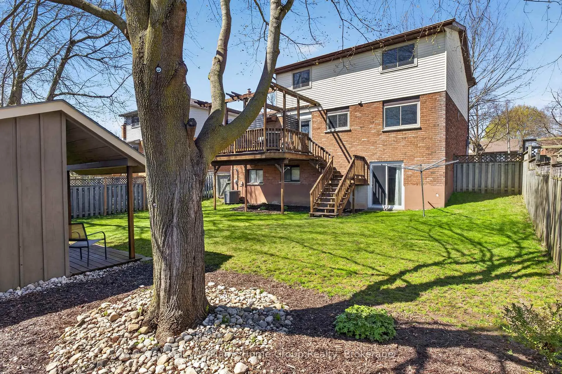 Photo 39 of 21 Brazolot Drive, Guelph, Kortright West — HOMEH