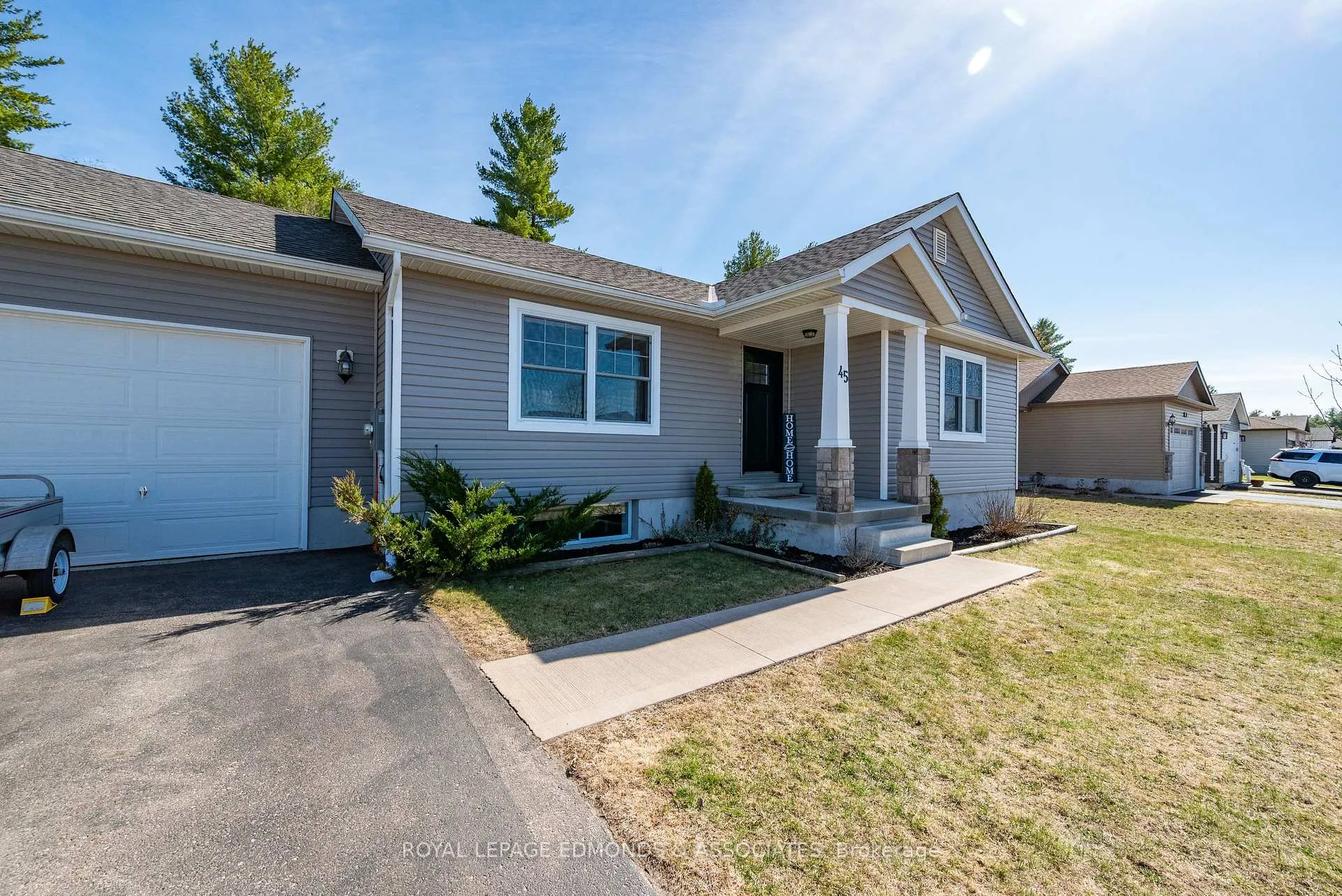 Photo 4 of 45 Dustin Drive, Petawawa — HOMEH