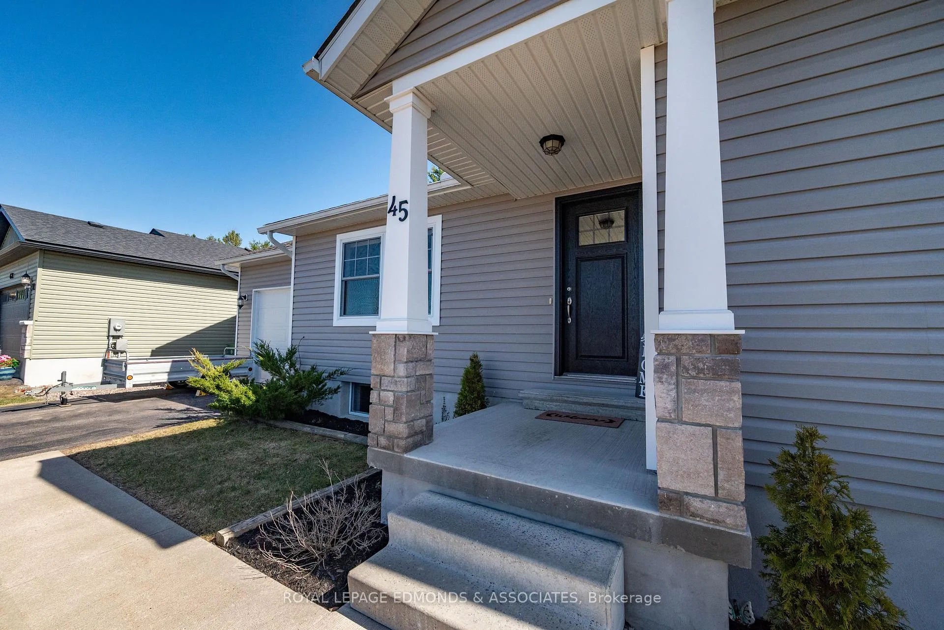 Photo 5 of 45 Dustin Drive, Petawawa — HOMEH