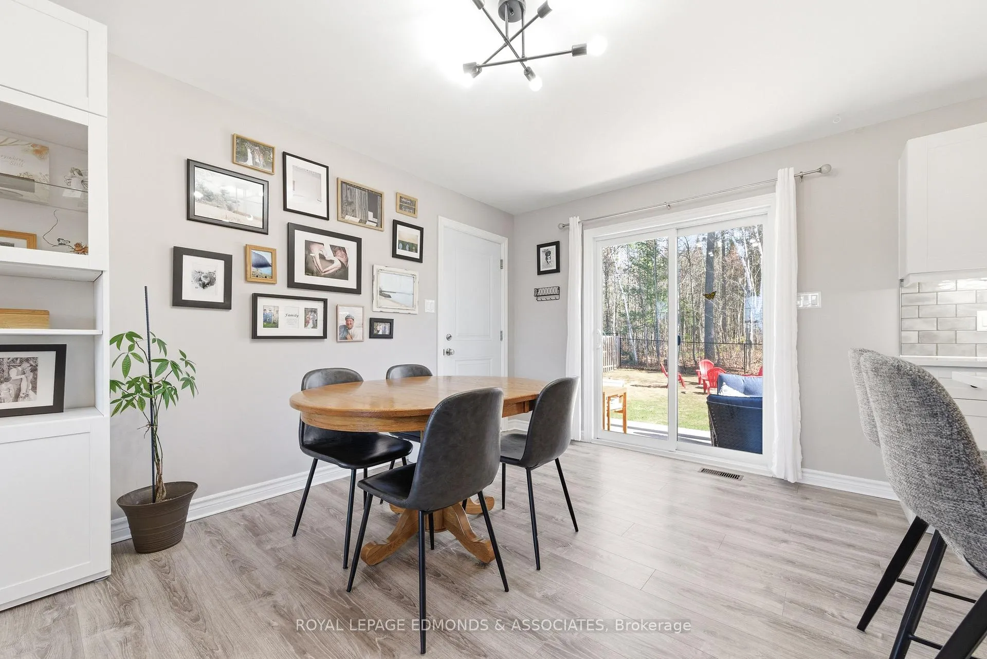 Photo 12 of 45 Dustin Drive, Petawawa — HOMEH