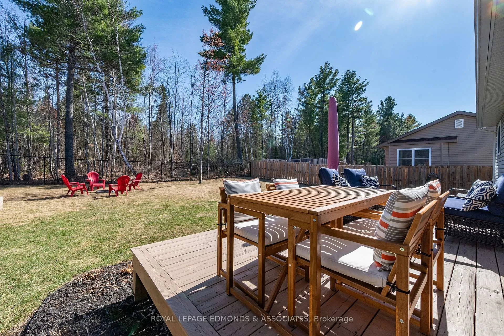 Photo 21 of 45 Dustin Drive, Petawawa — HOMEH