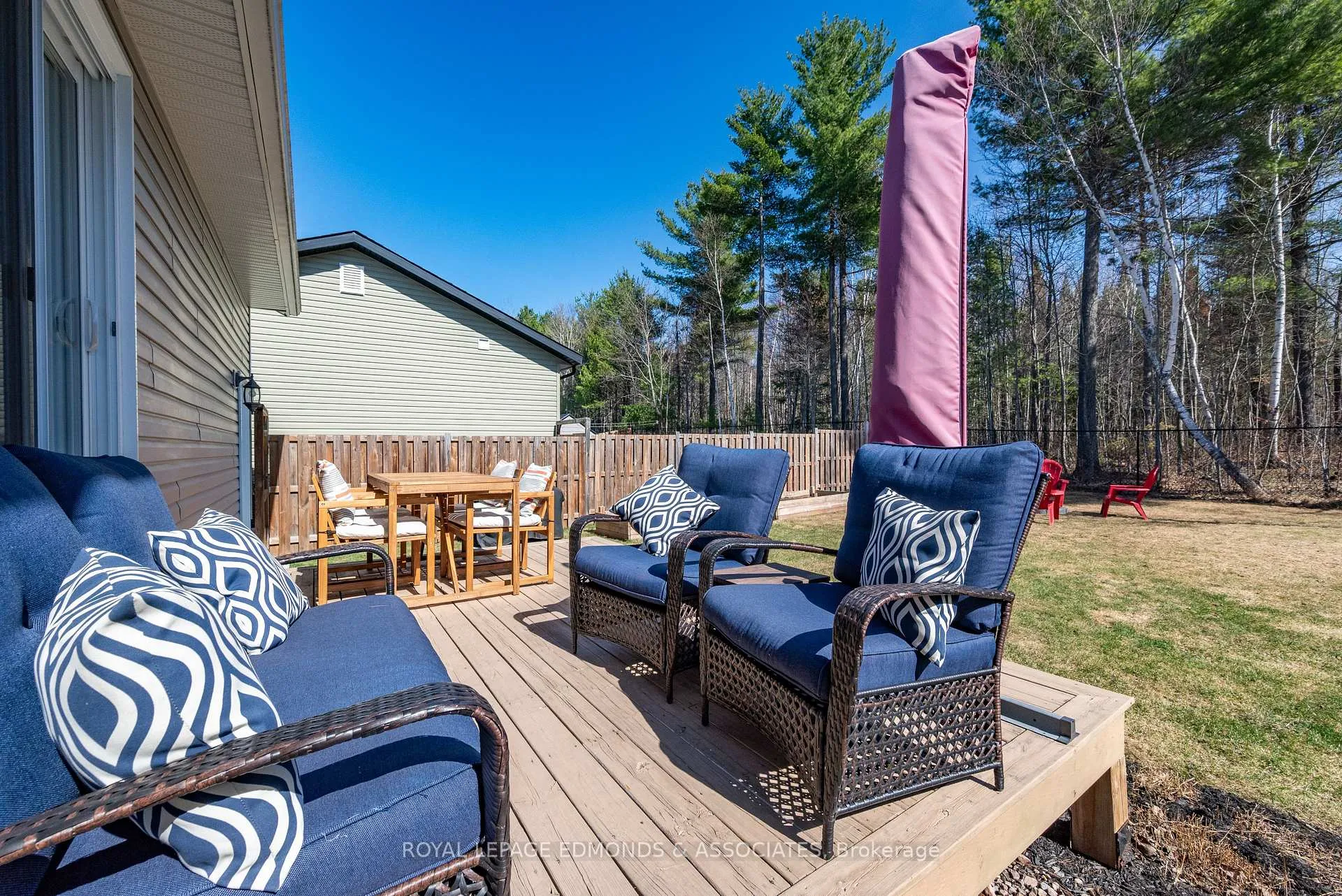 Photo 22 of 45 Dustin Drive, Petawawa — HOMEH