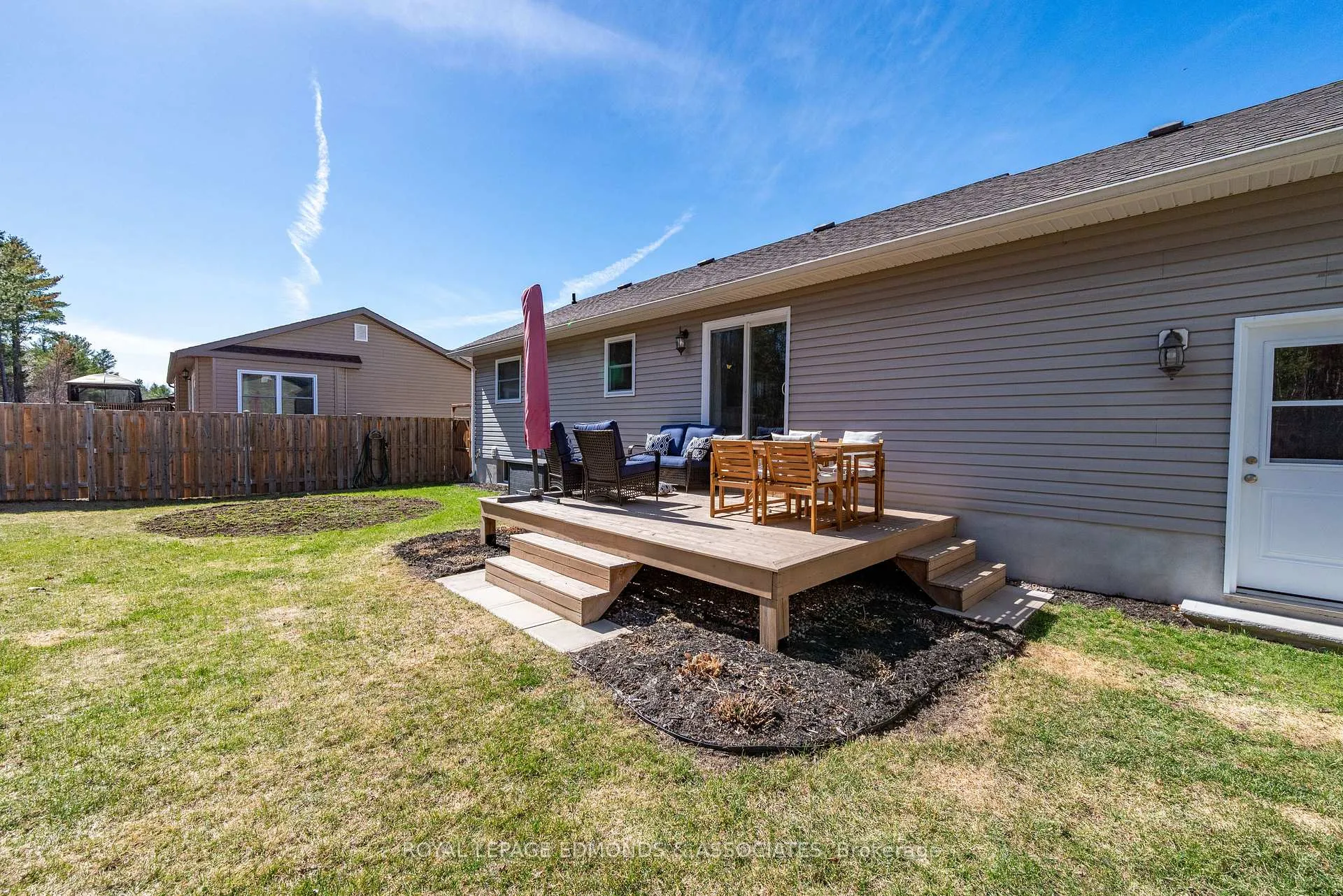 Photo 23 of 45 Dustin Drive, Petawawa — HOMEH