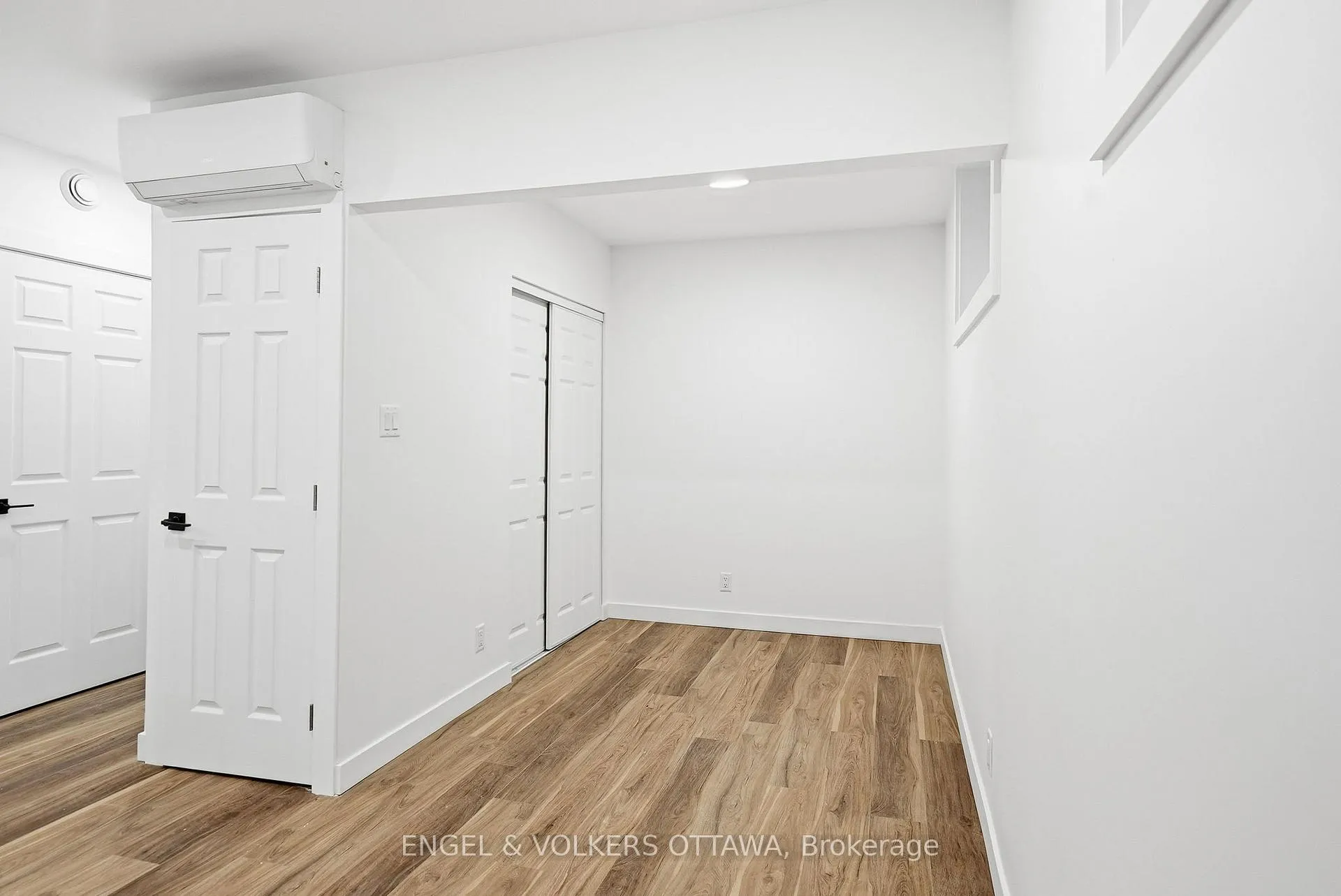 Photo 10 of Unit B, 322 Frontenac Street, Ottawa, Vanier — HOMEH