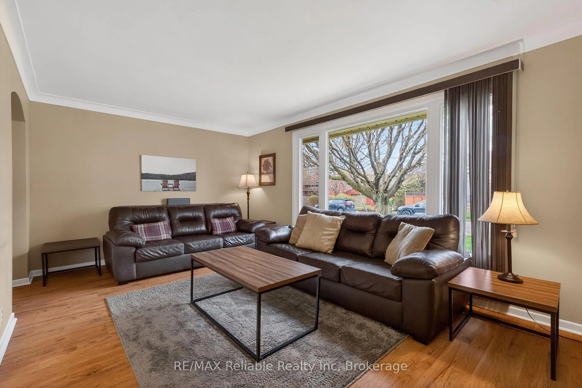 Photo 5 of 131 Cayley Street, Goderich, Goderich (Town) — HOMEH
