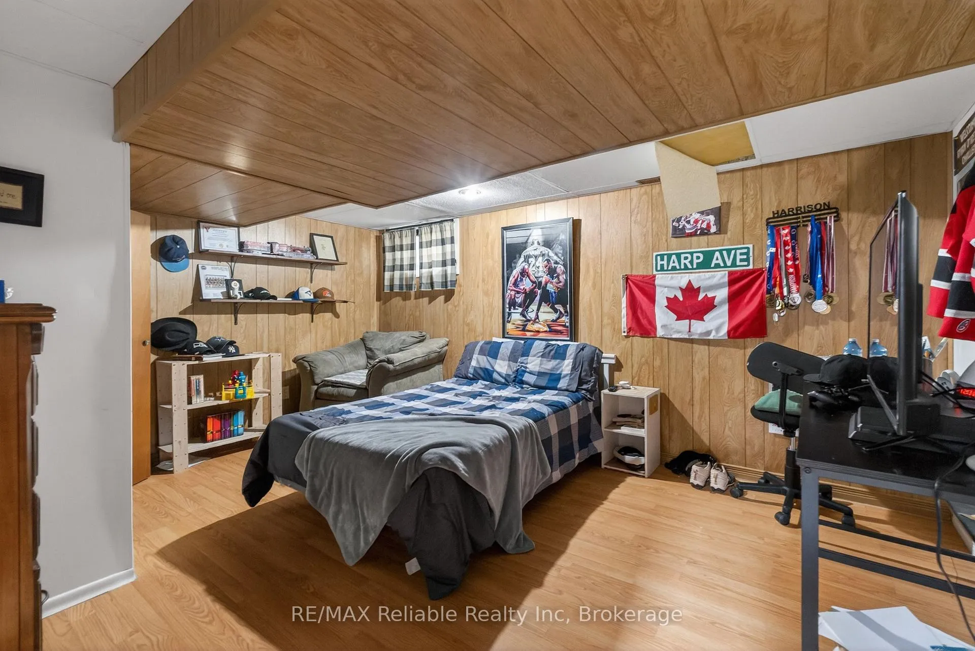 Photo 21 of 131 Cayley Street, Goderich, Goderich (Town) — HOMEH
