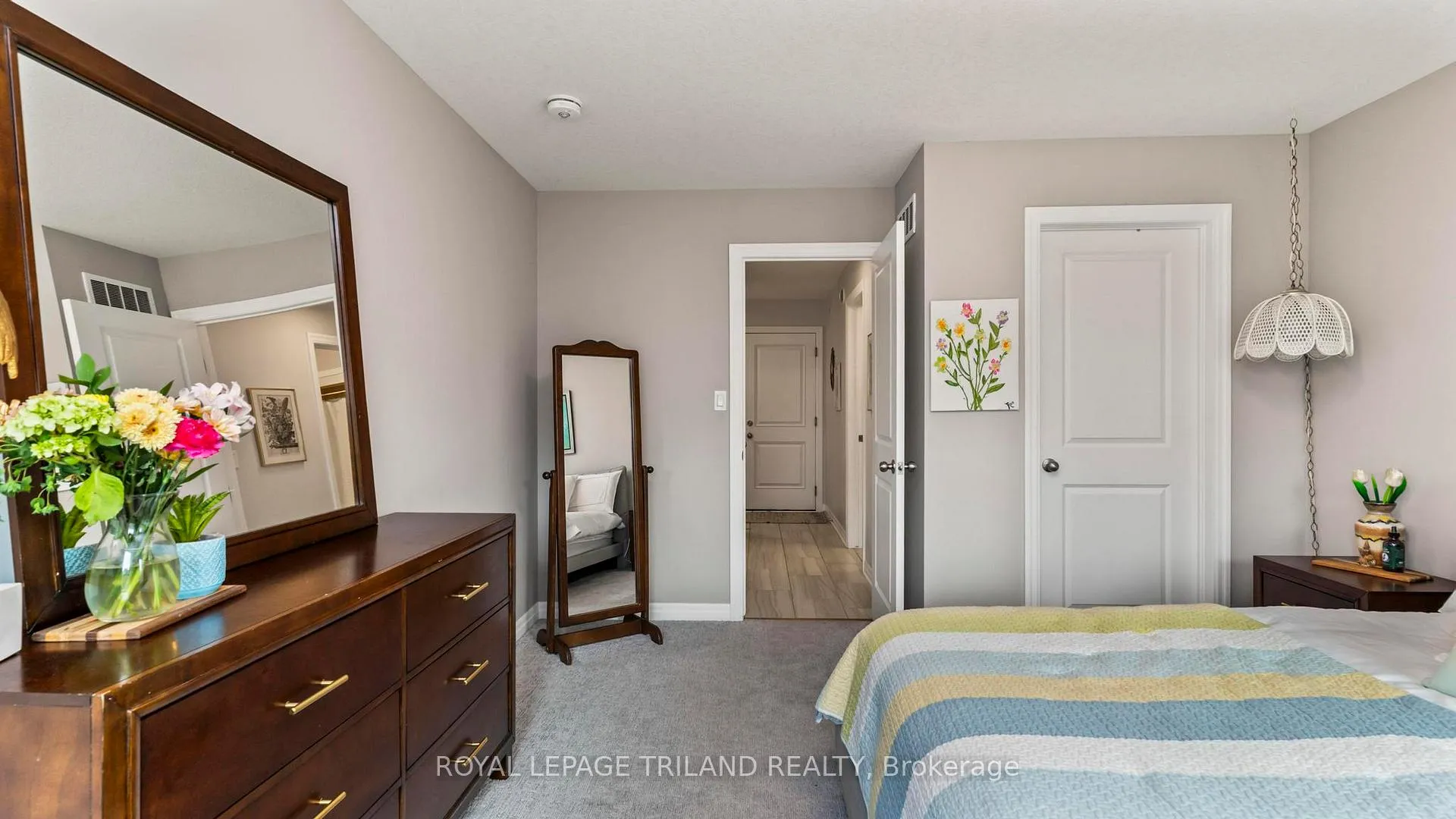 Photo 15 of 60 Ashberry Place, St. Thomas — HOMEH