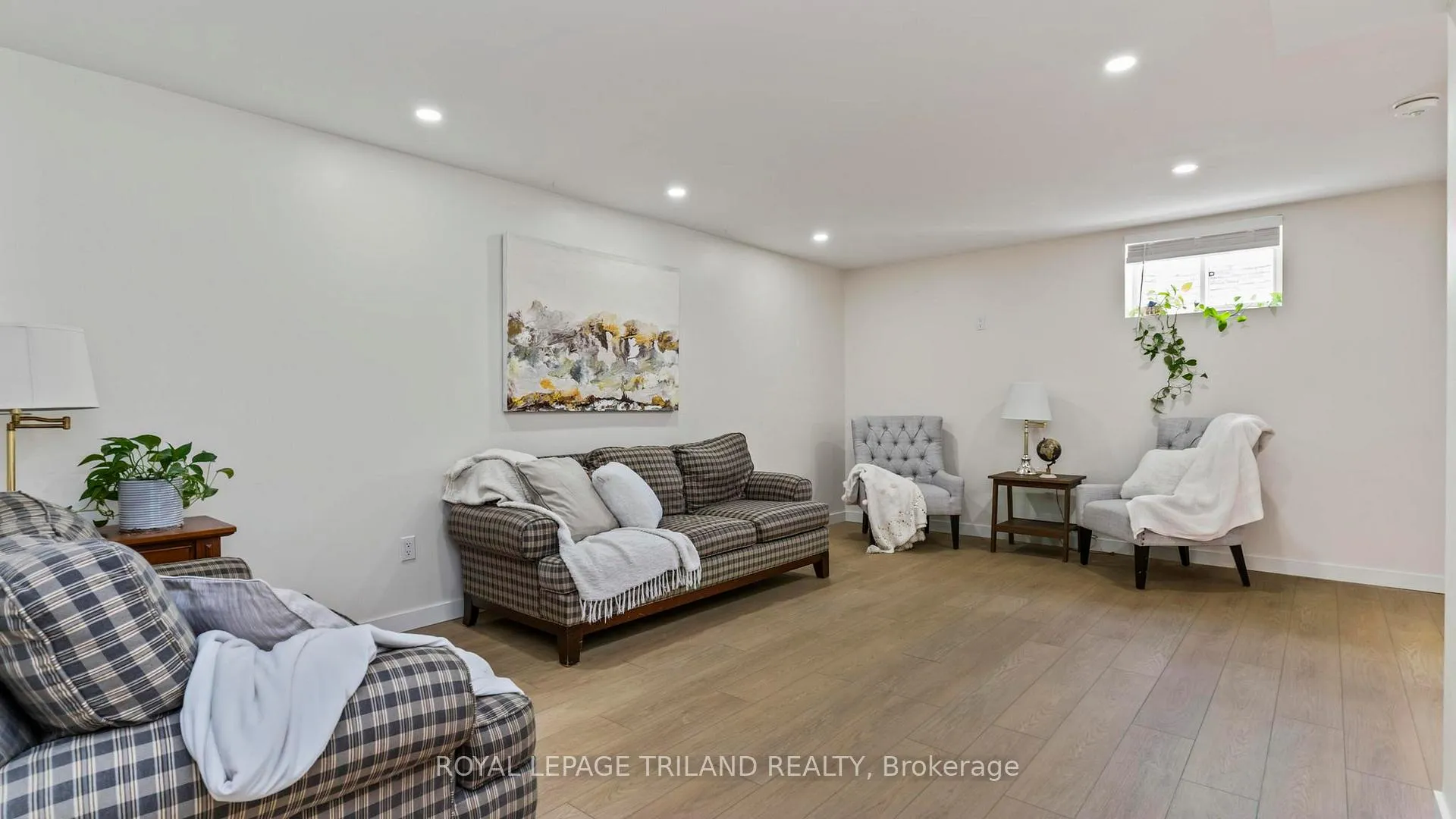 Photo 20 of 60 Ashberry Place, St. Thomas — HOMEH